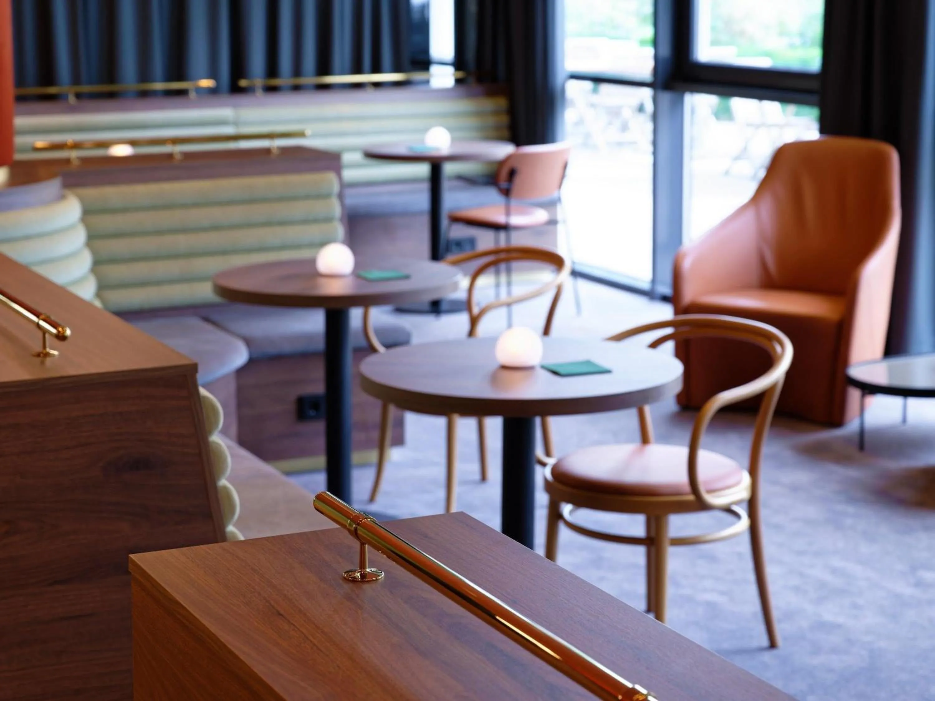 Lounge or bar in Mercure Hotel Gera City