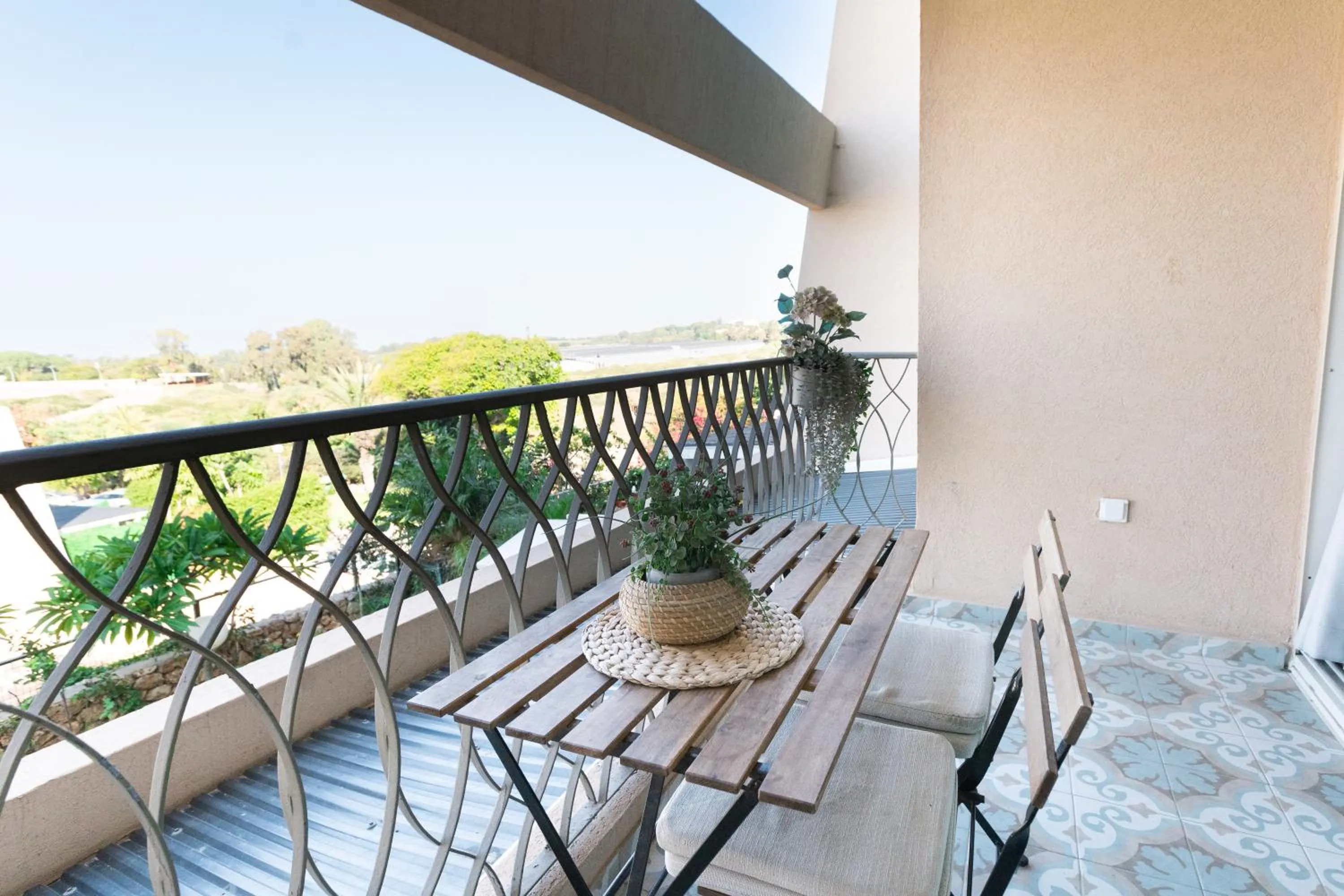 Patio in neot golf kz place