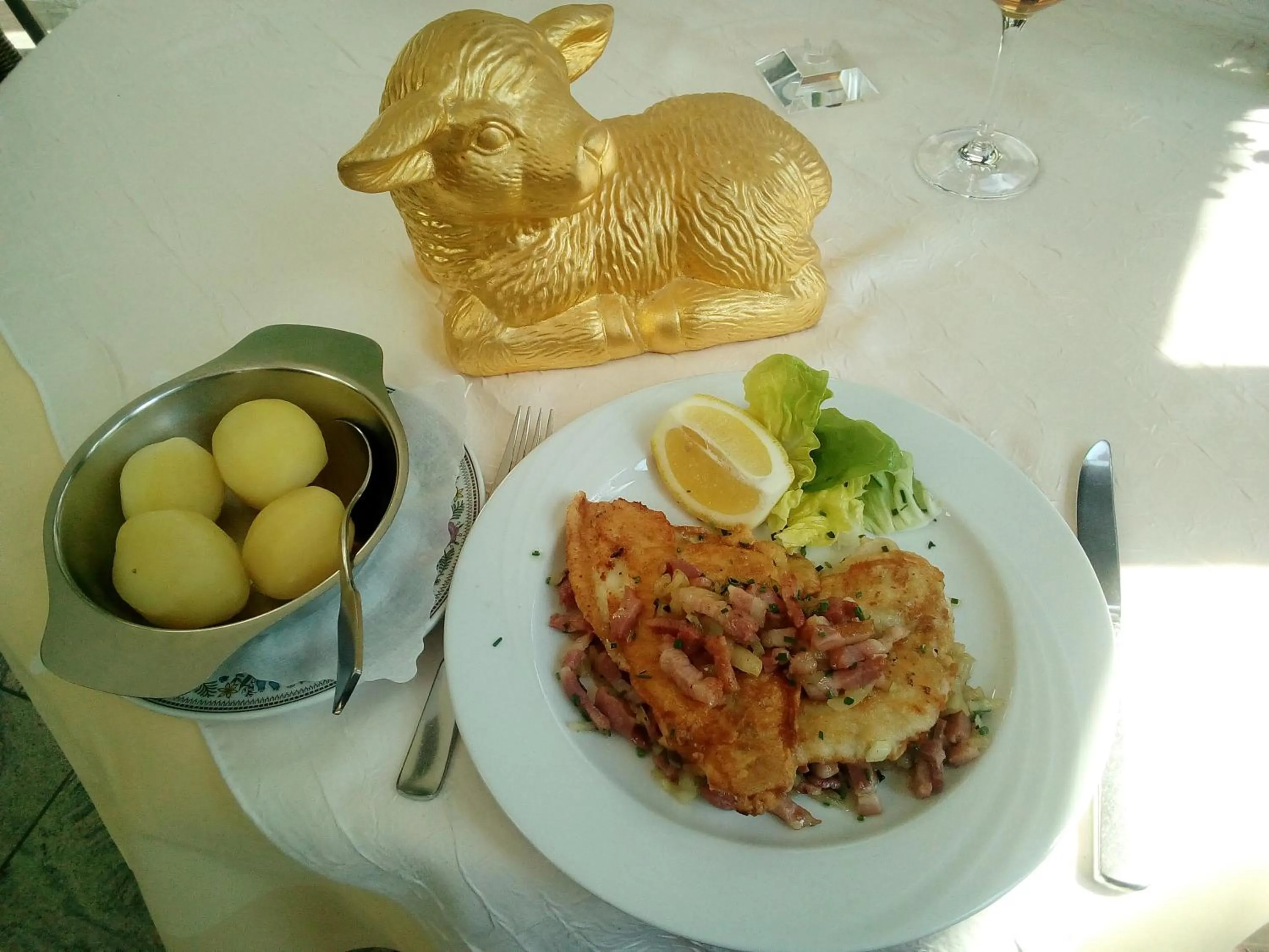 Food close-up in Hotel-Restaurant Goldenes Lamm