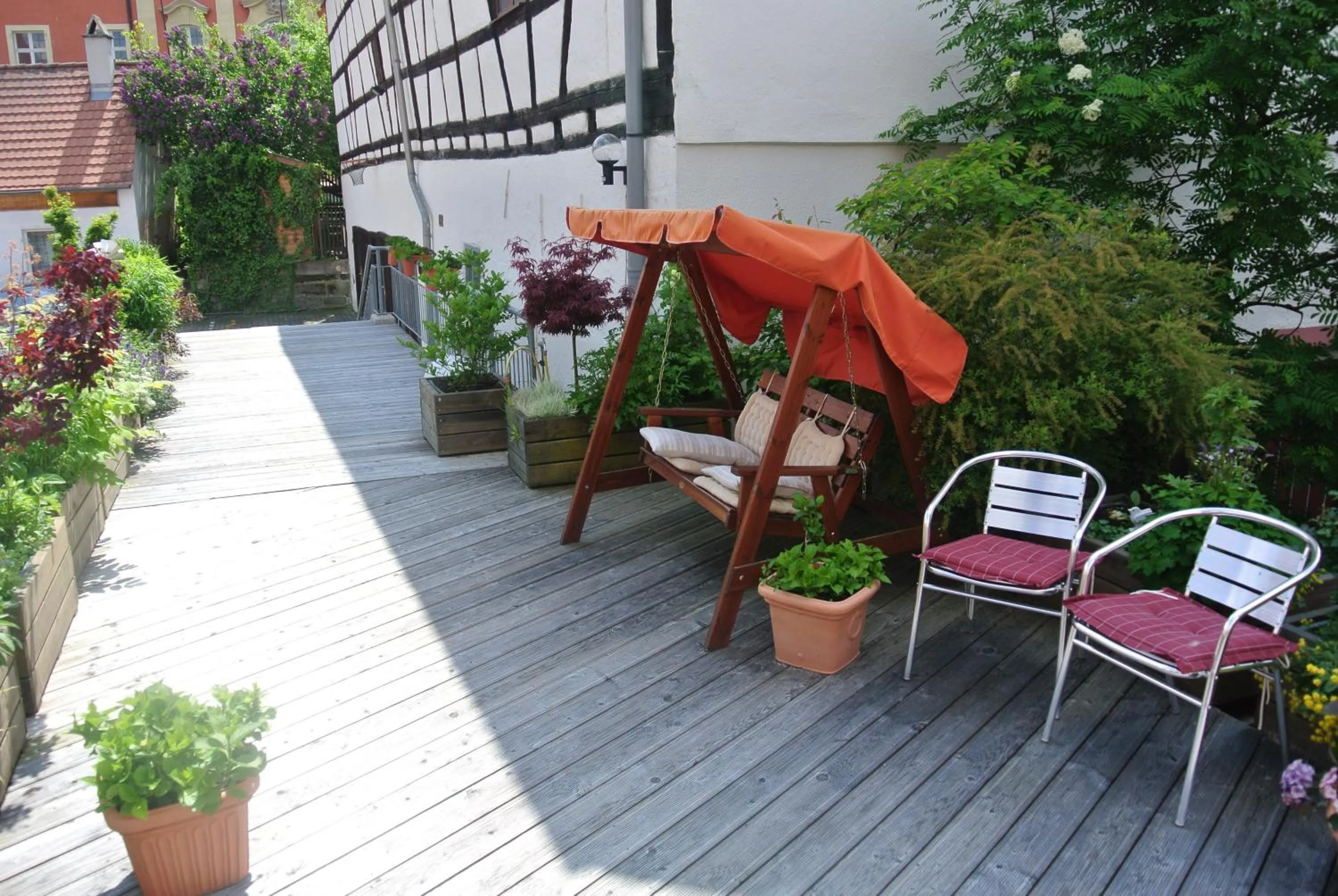 Spring in Hotel-Restaurant Goldenes Lamm