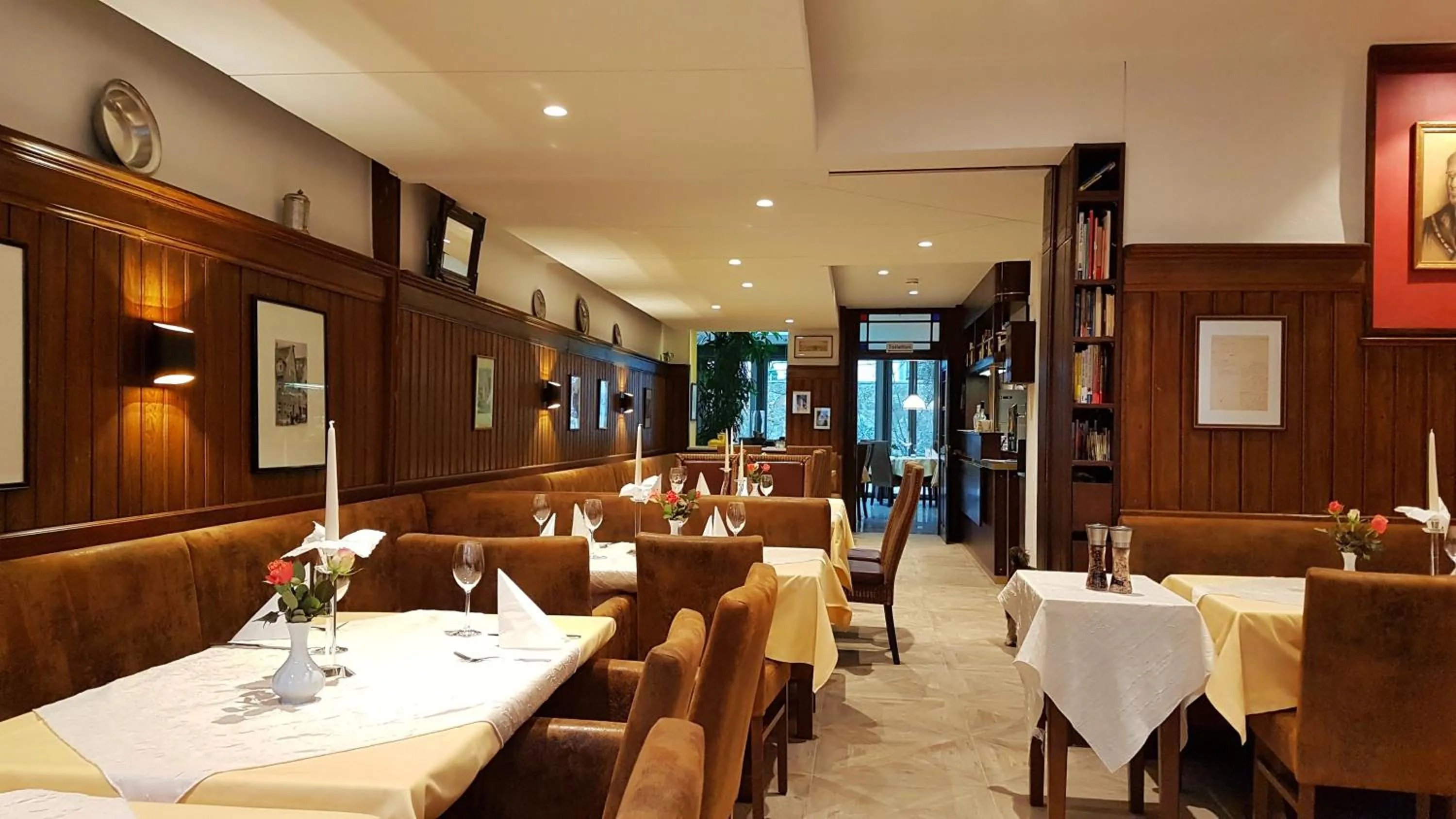 Restaurant/places to eat in Hotel-Restaurant Goldenes Lamm