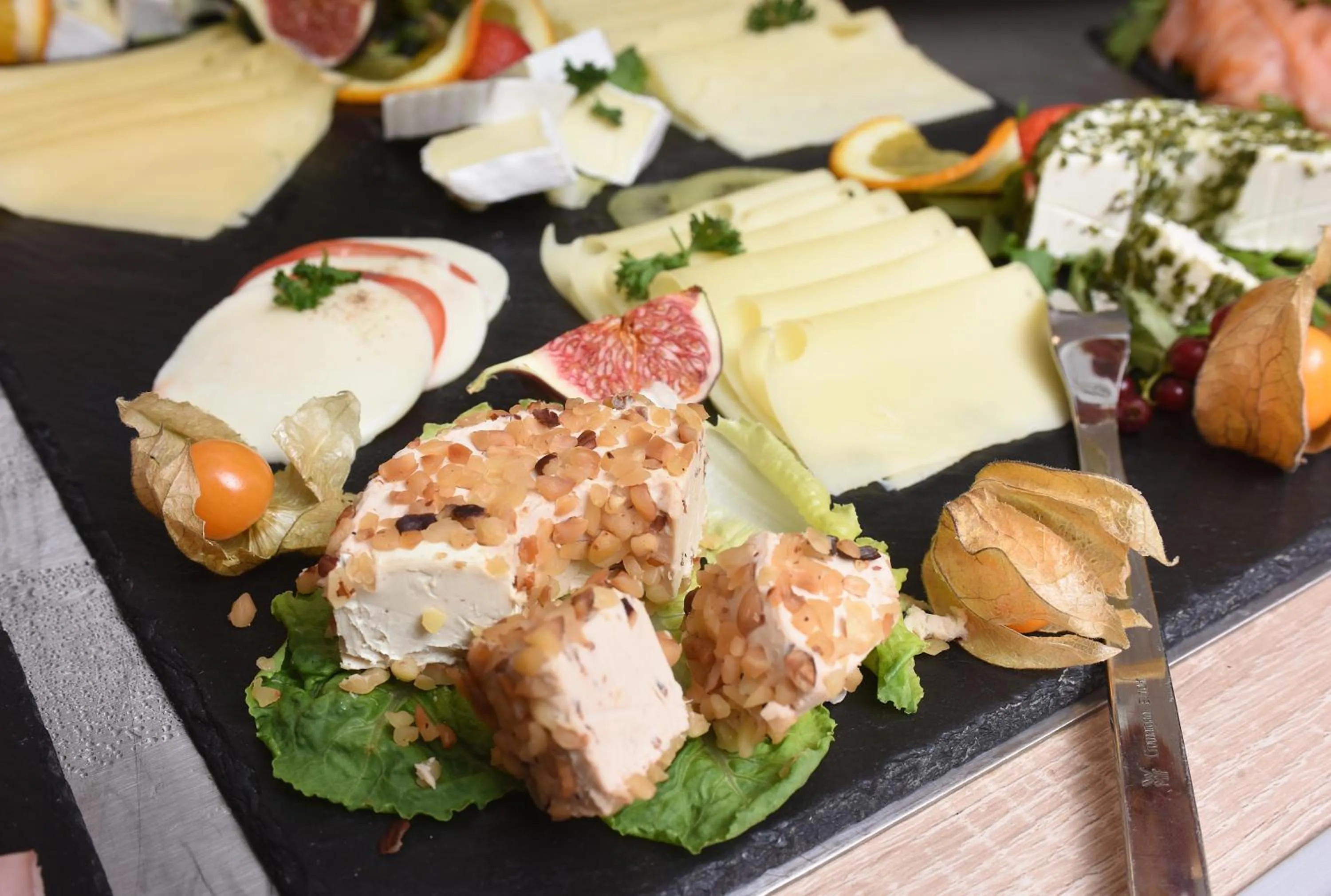 Food and drinks in Port Inn Hotel