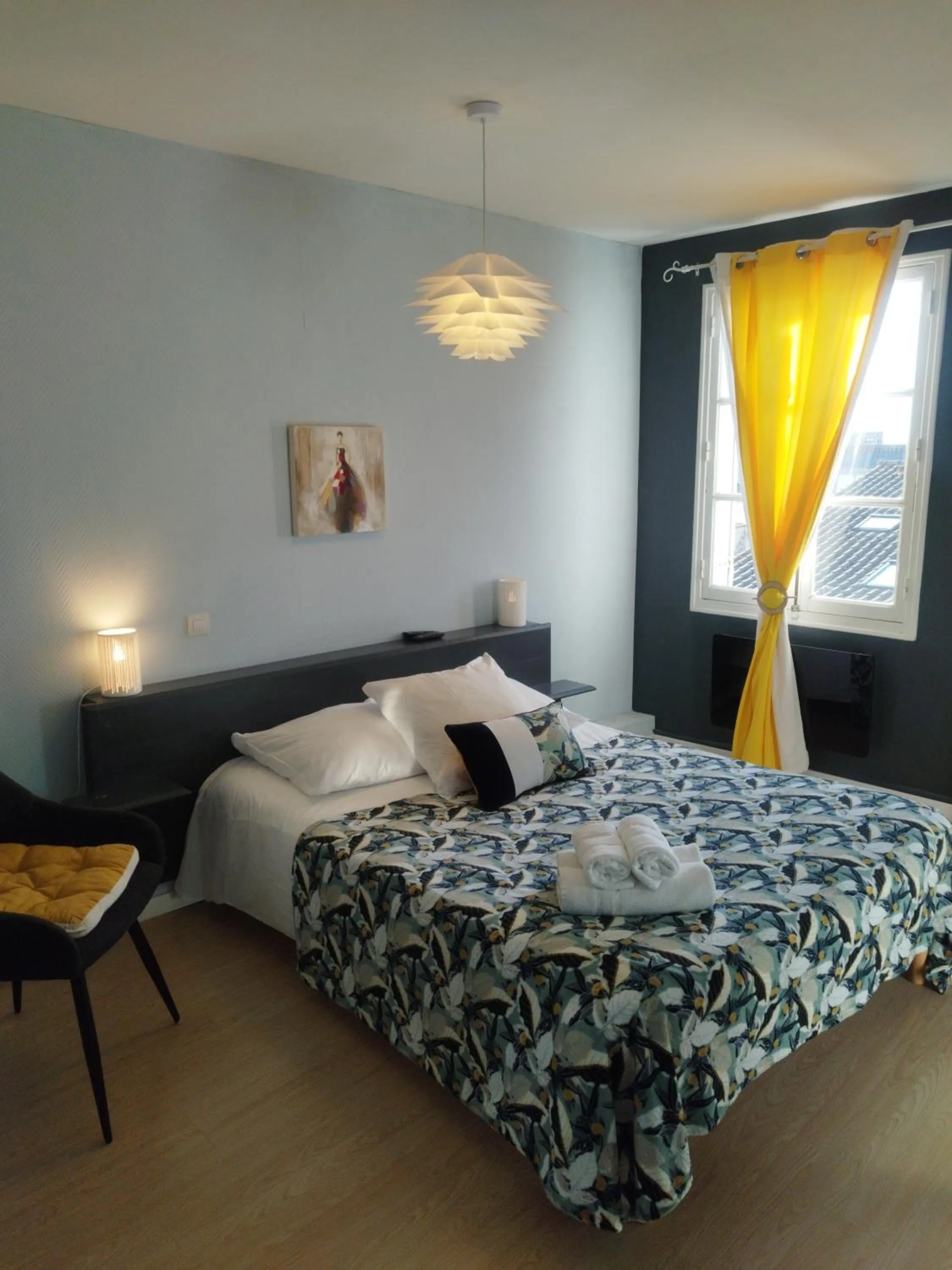 Bedroom, Bed in Hôtel Les Thermes