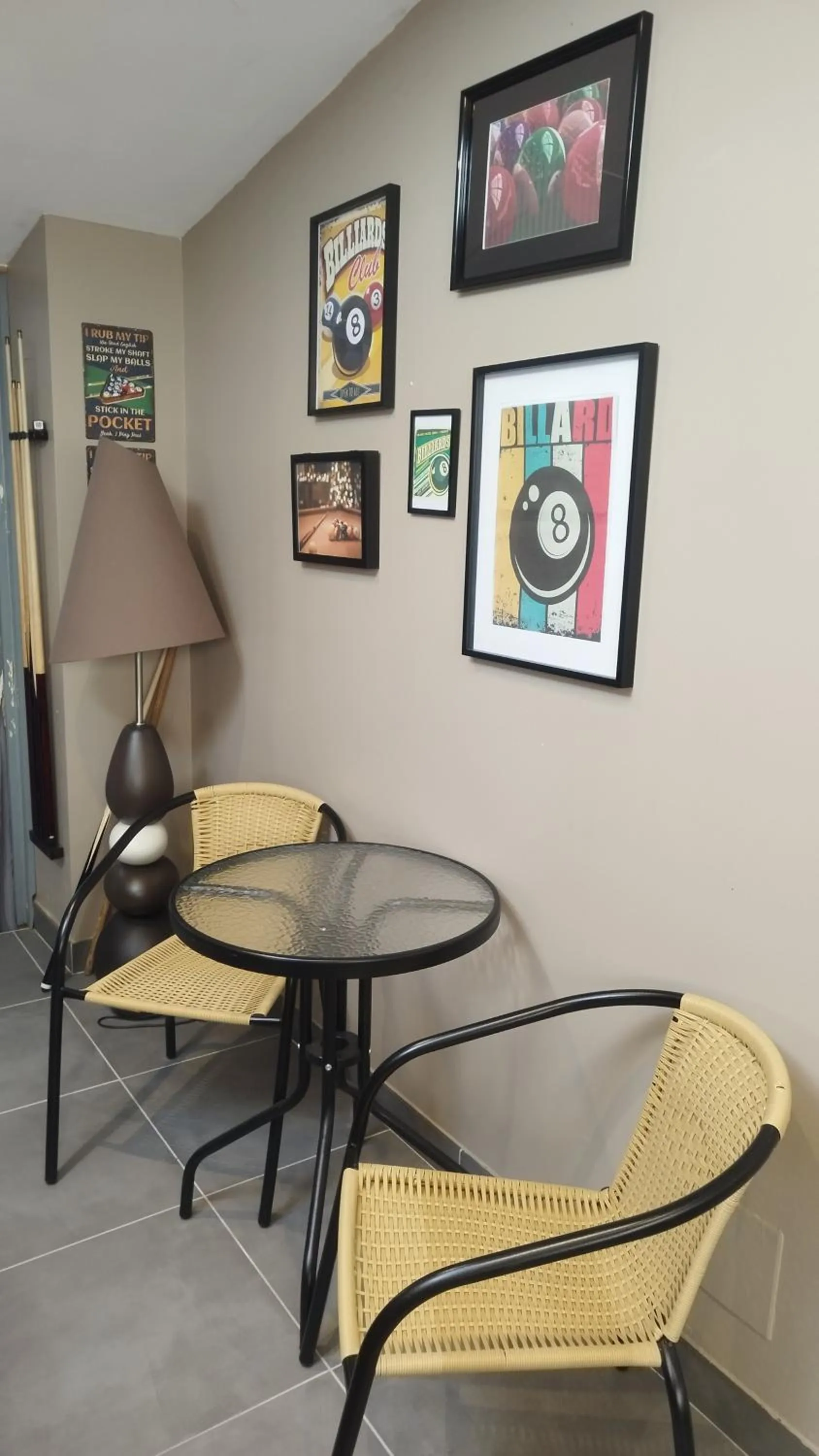 Billiard in Hôtel Les Thermes