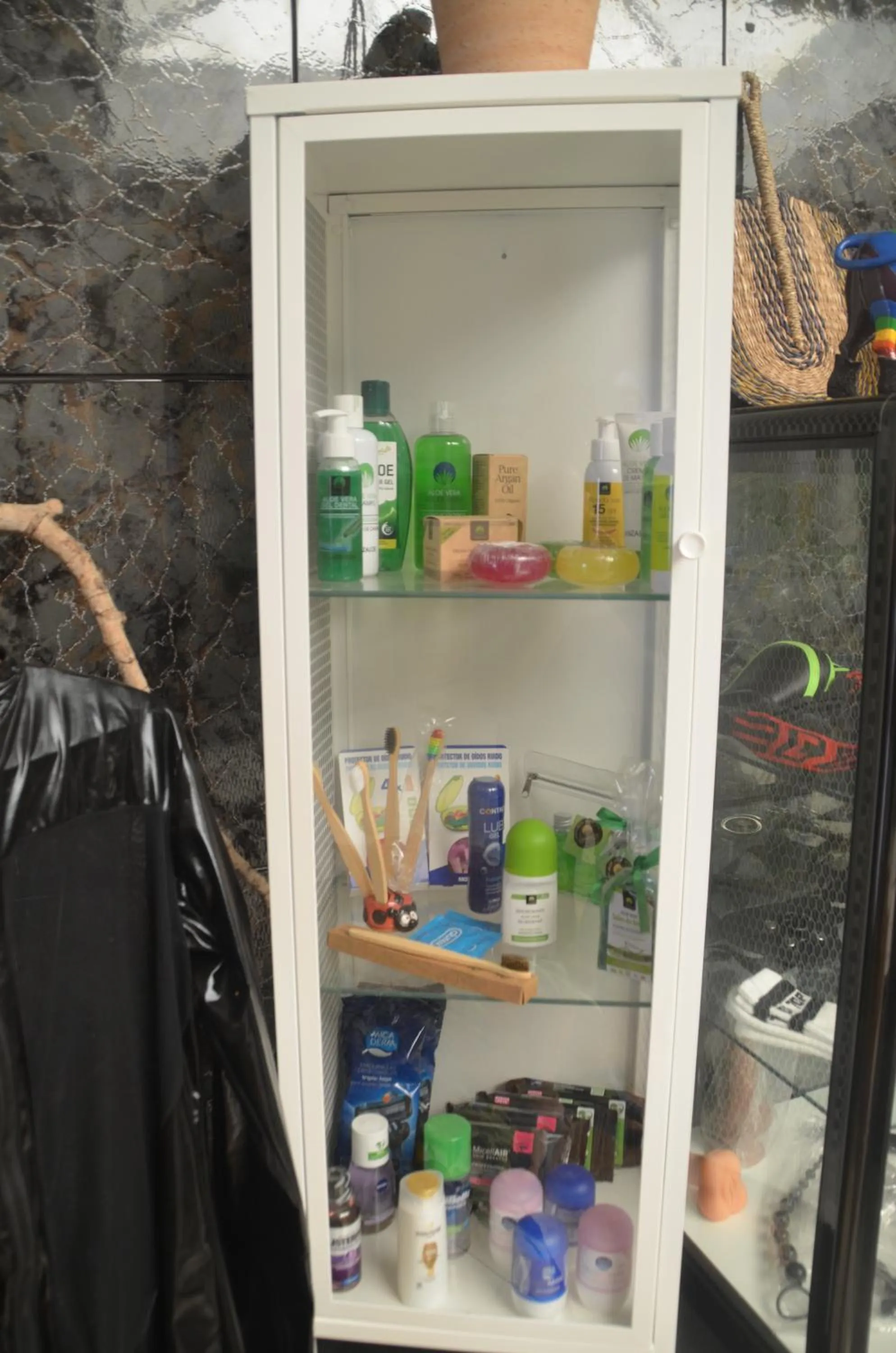 Shopping Area in HOTELITO RURAL GA7COLORES only adult