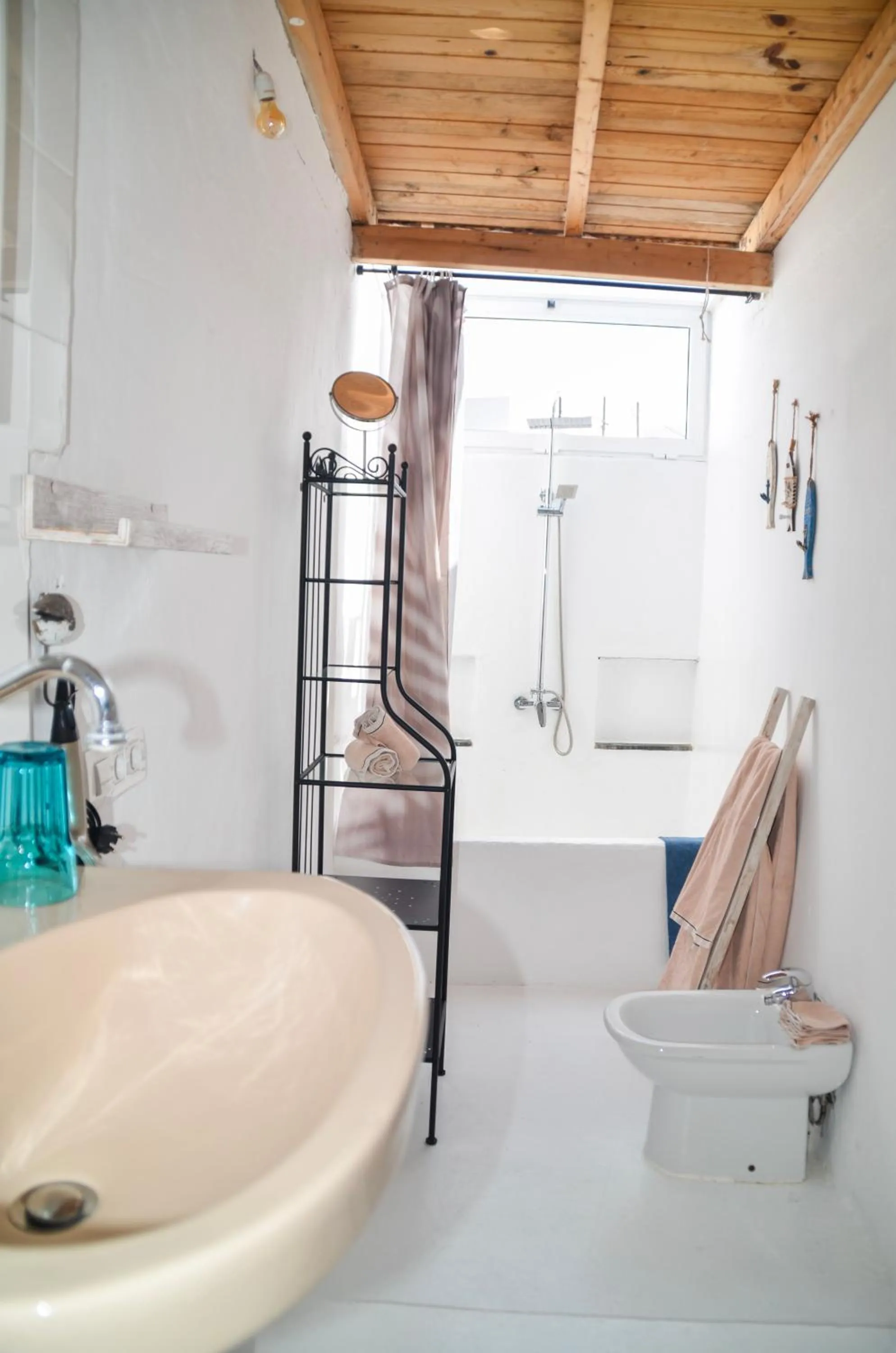 Shower in HOTELITO RURAL GA7COLORES only adult