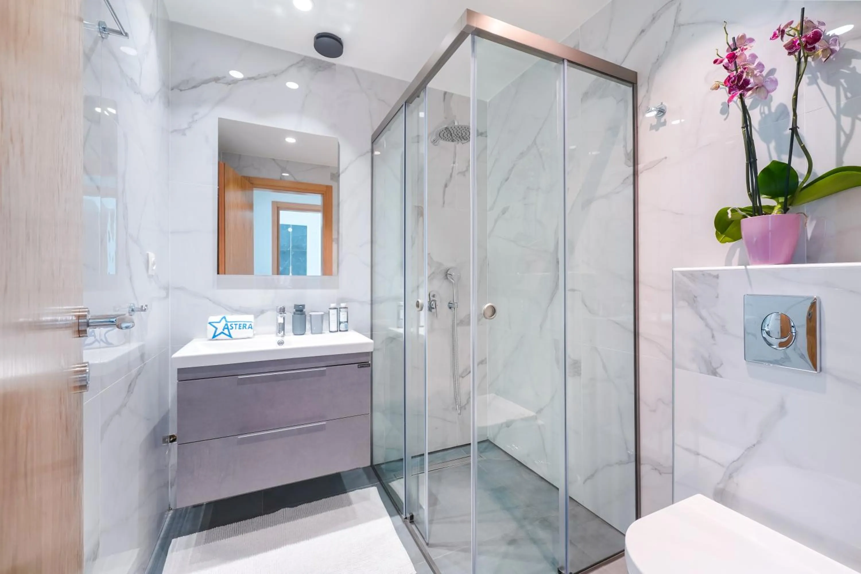 Bathroom in Hotel ASTERA