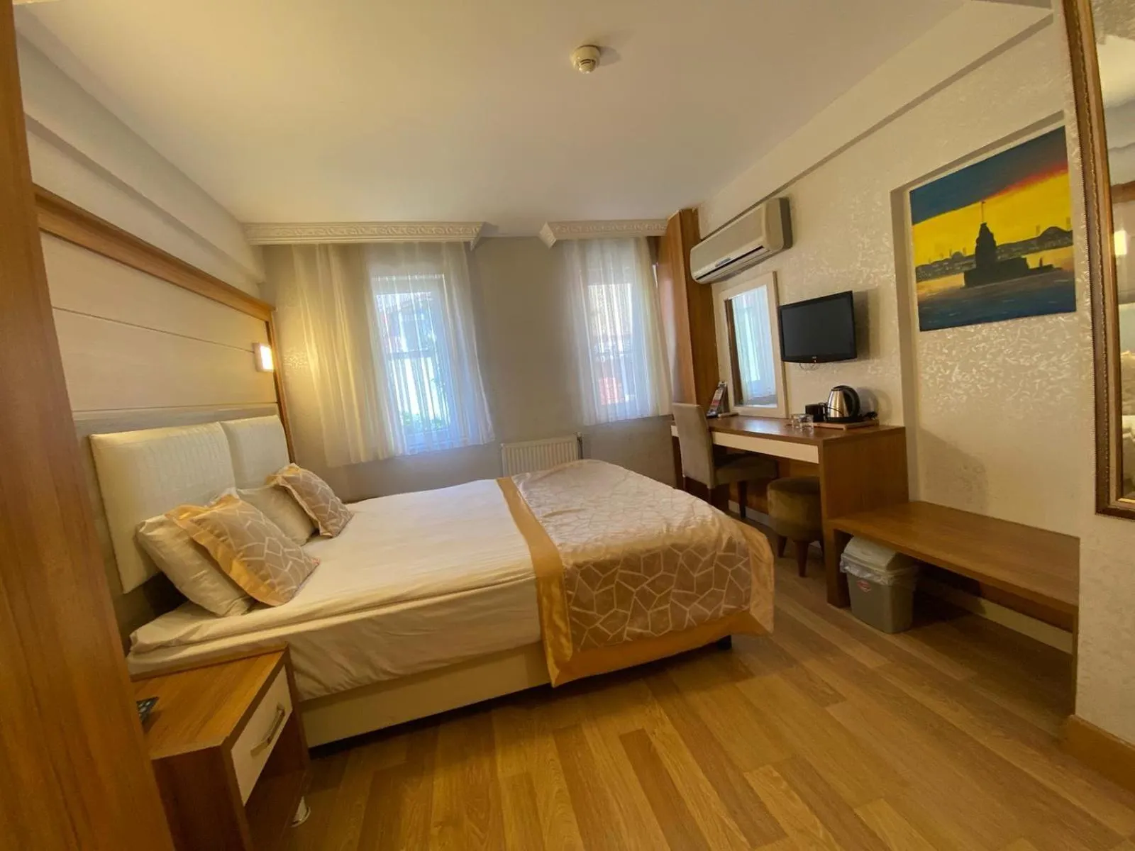 Photo of the whole room, Bed in Timeks Hotel Sultanahmet