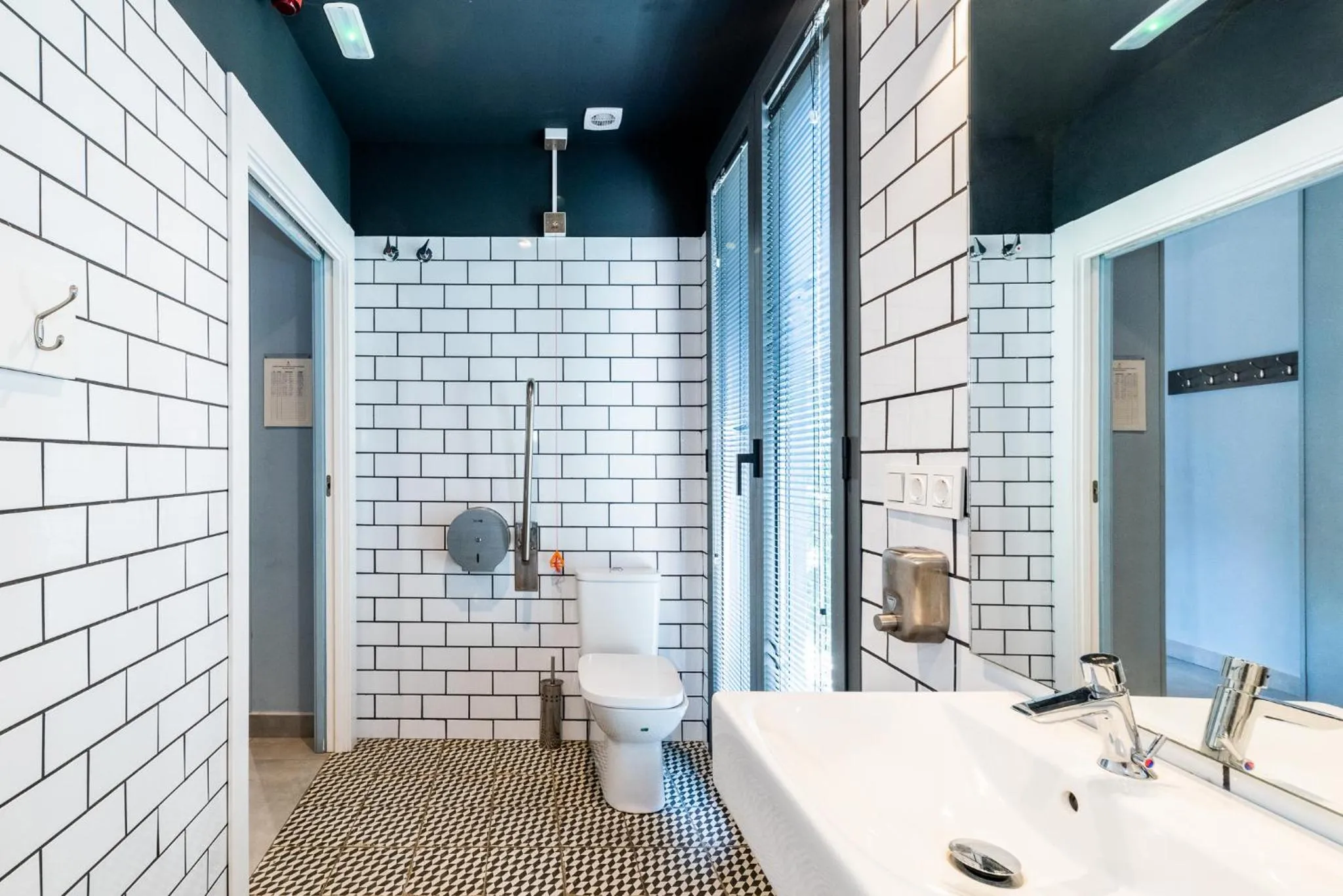 Hostel Carlota Braun