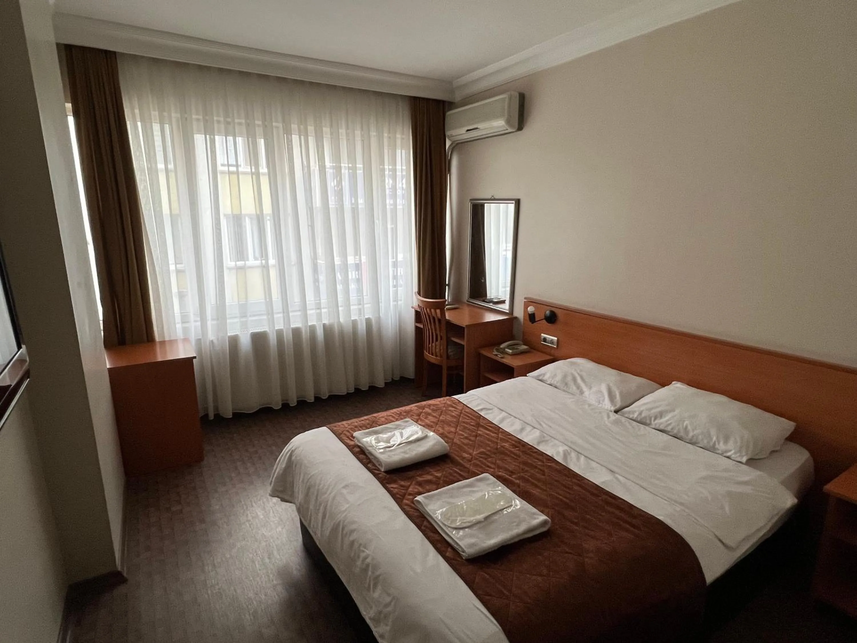 Bed in Altinnal Hotel