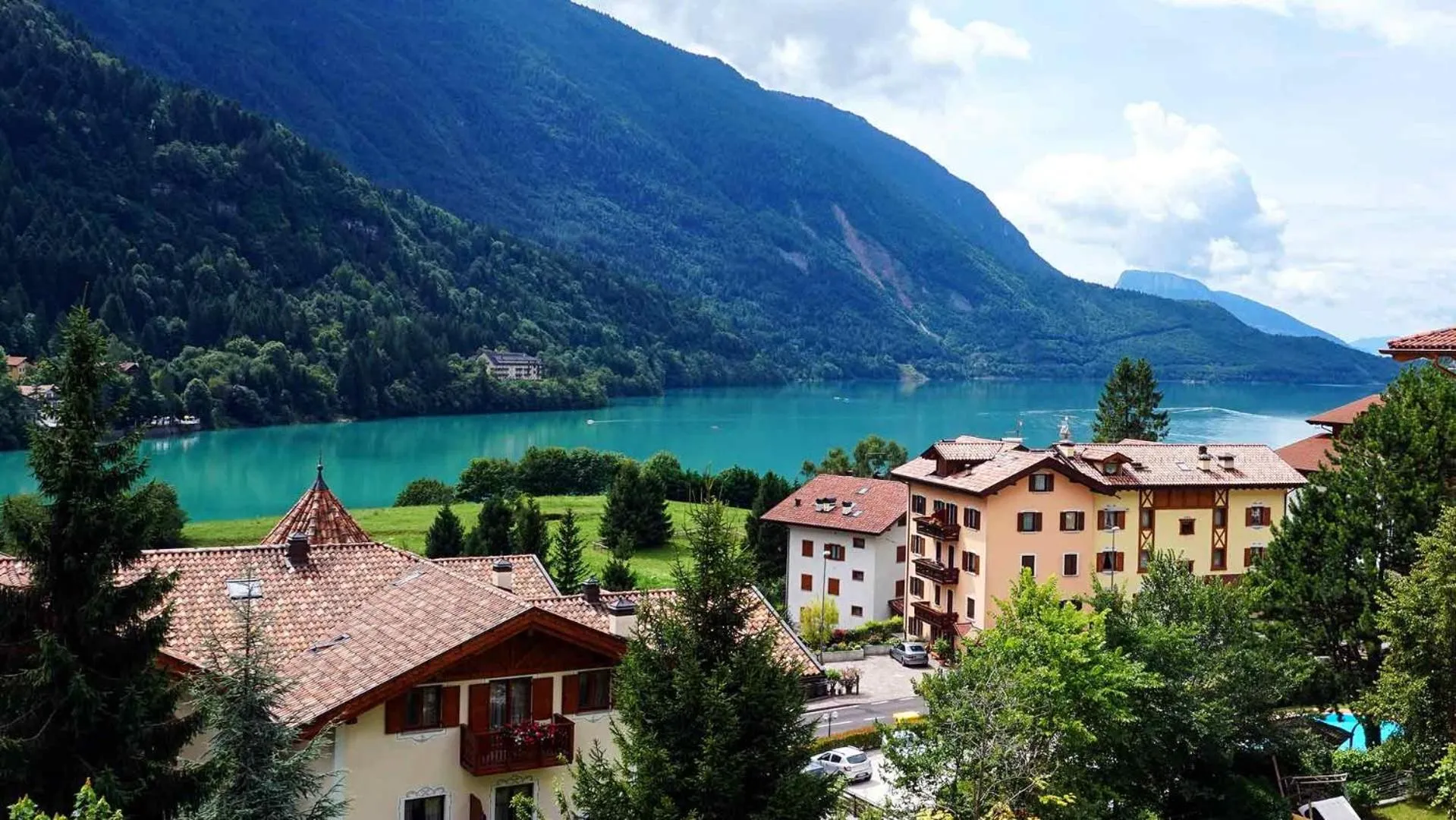 Neighbourhood in Hotel Olisamir