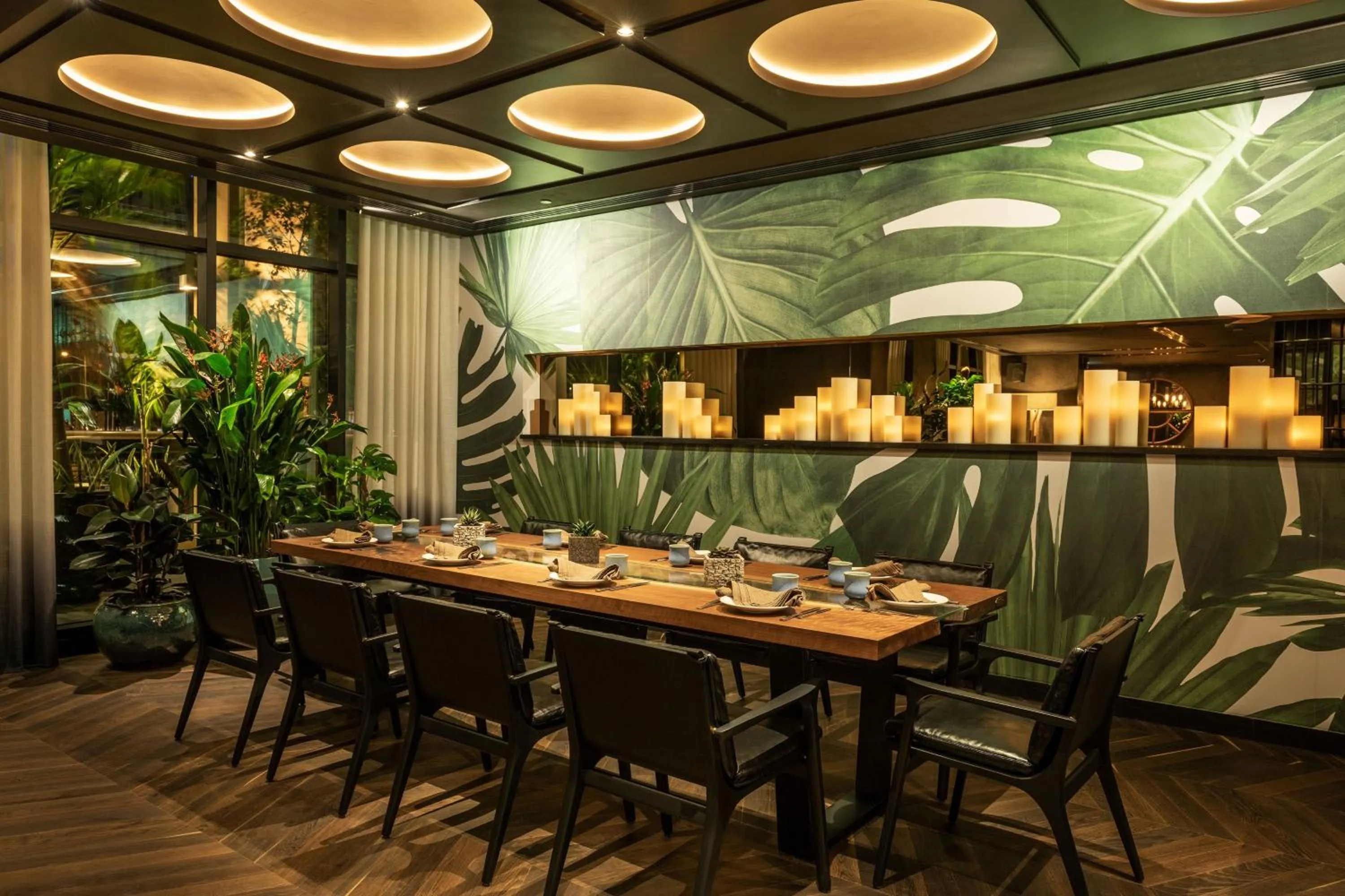 Restaurant/places to eat in Grosvenor House, a Luxury Collection Hotel, Dubai