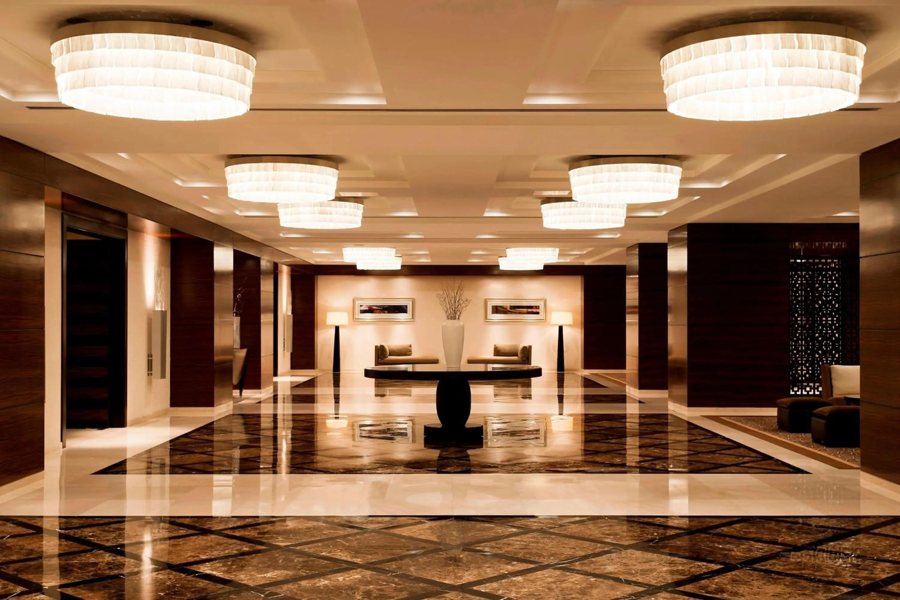 Meeting/conference room in Grosvenor House, a Luxury Collection Hotel, Dubai
