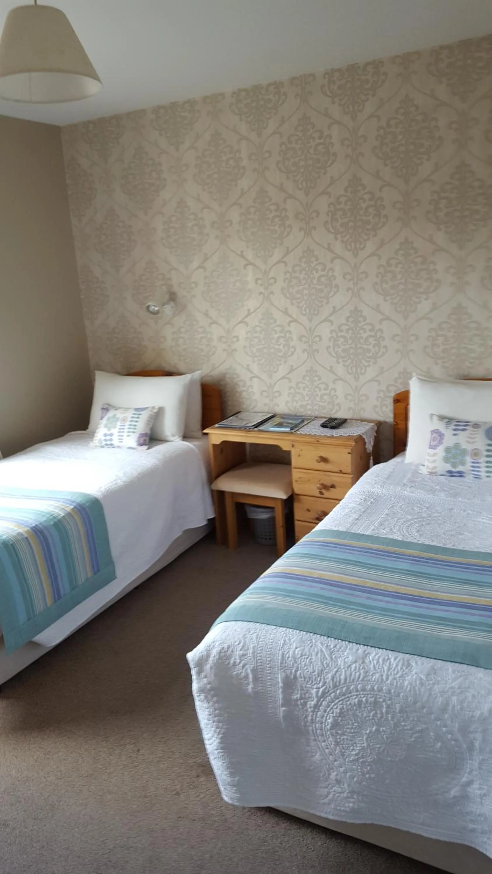 Bed in Riverwalk House B&B