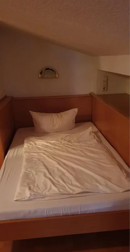 Bed in Gästehaus Samuel Wadgassen