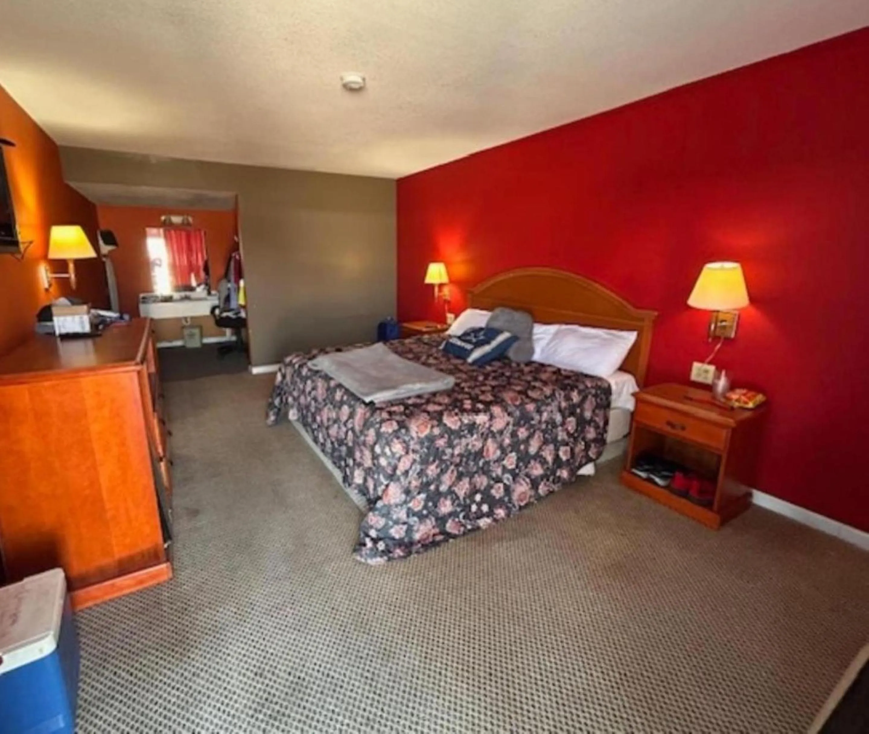 Bedroom in Sky Palace Inn By OYO Anthony KS