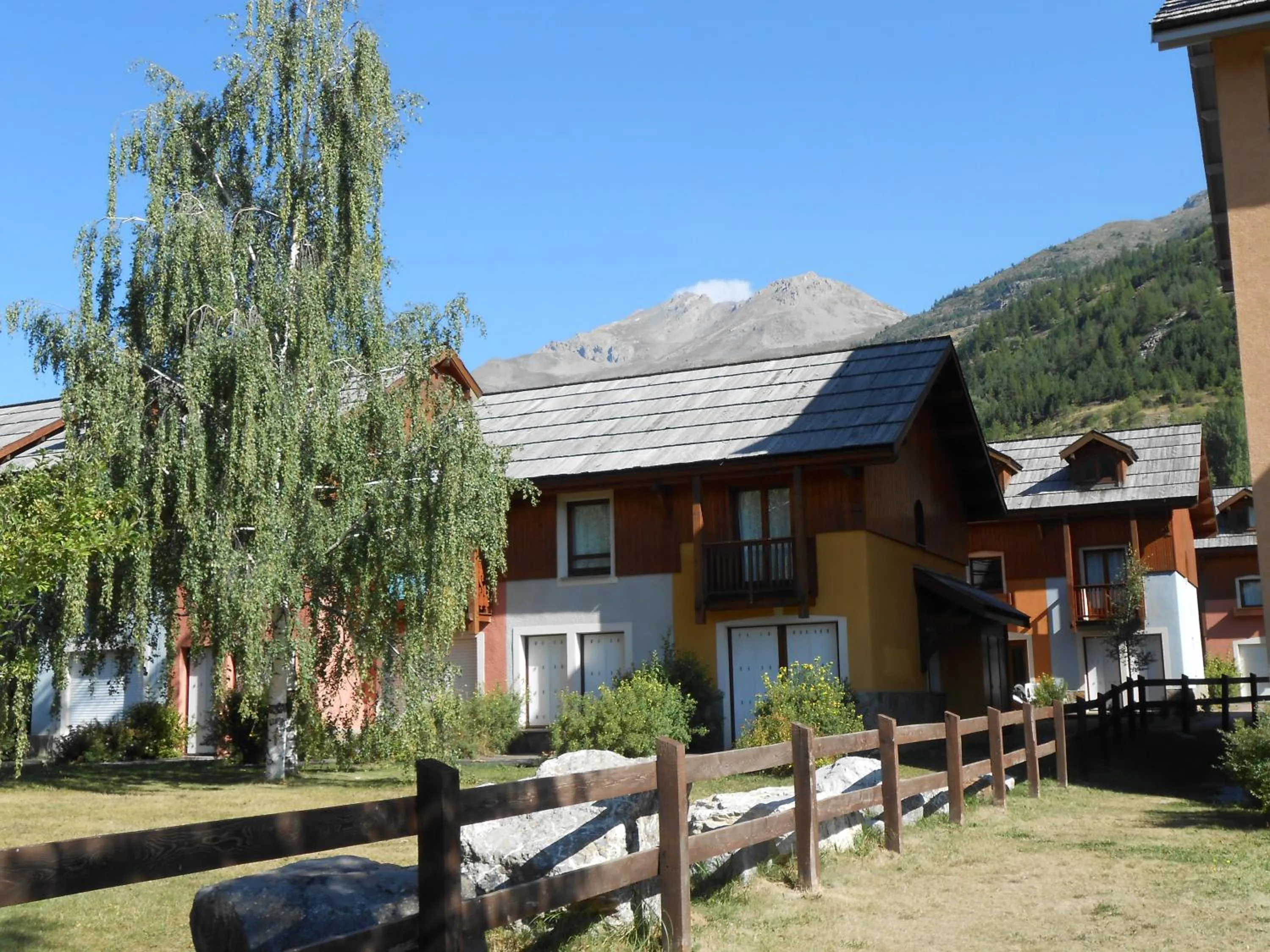 Property building in Chalets Jardin Alpin by Mountain Collection Immobilier