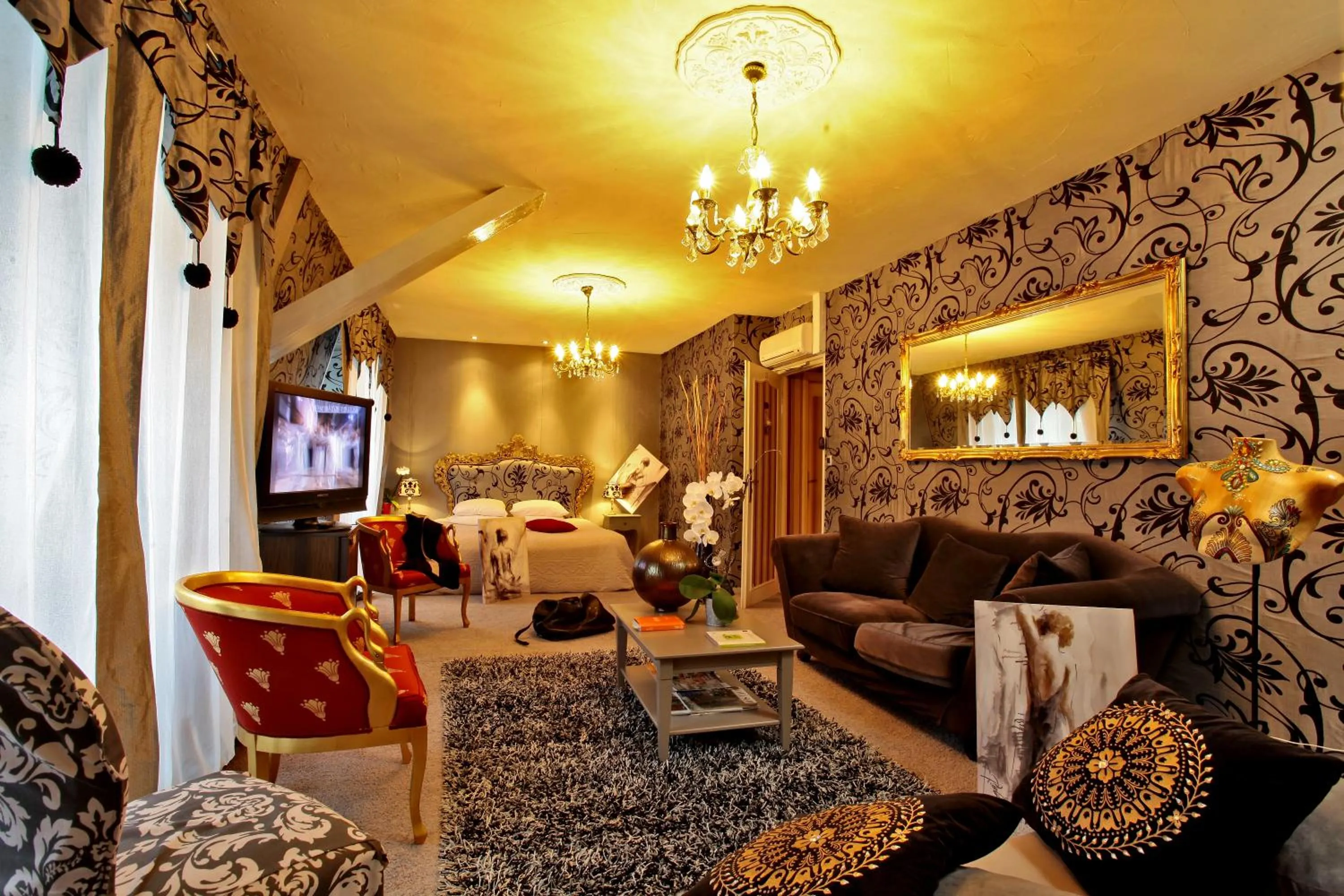 Logis Hôtel Hostellerie Saint-Jacques