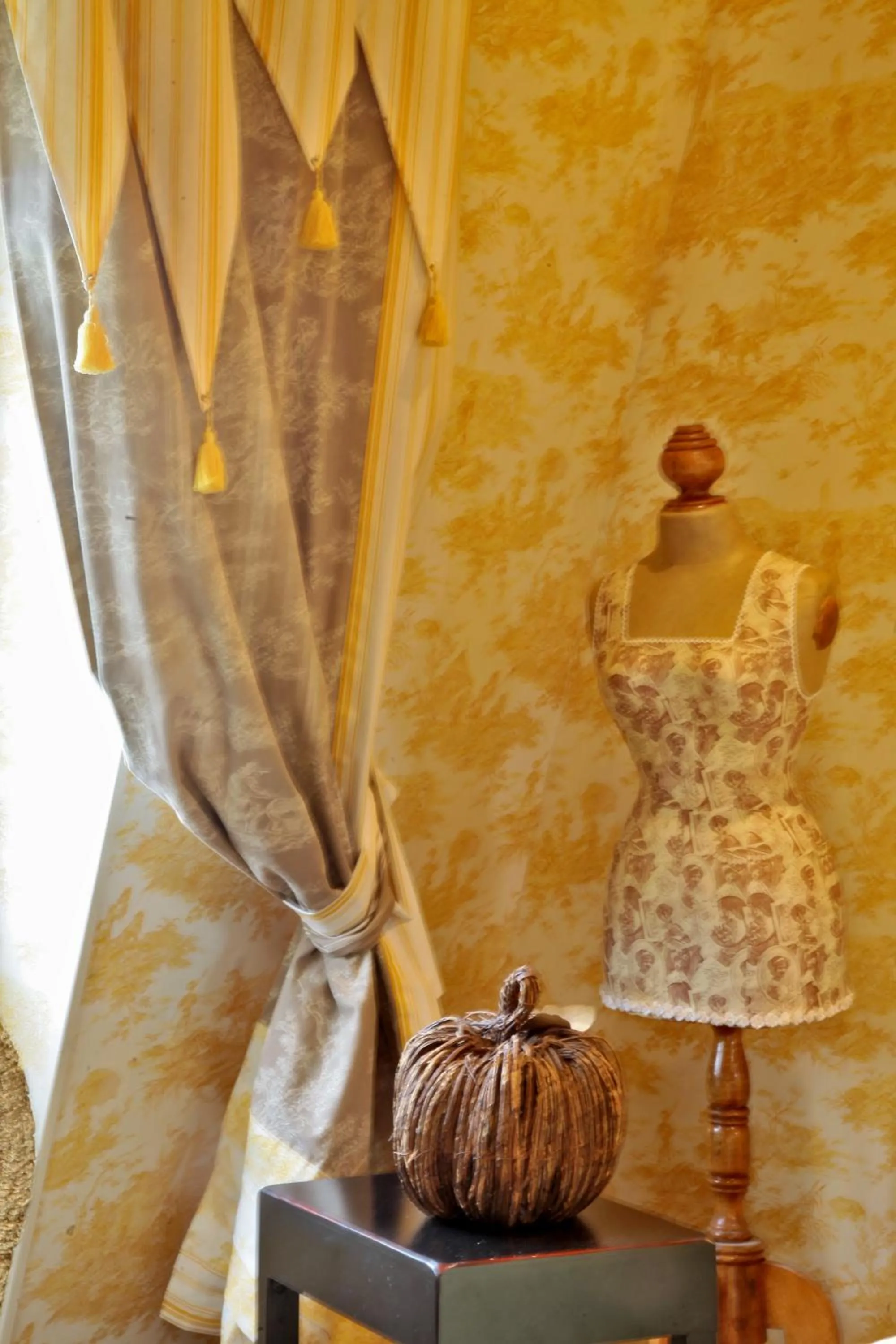 Logis Hôtel Hostellerie Saint-Jacques