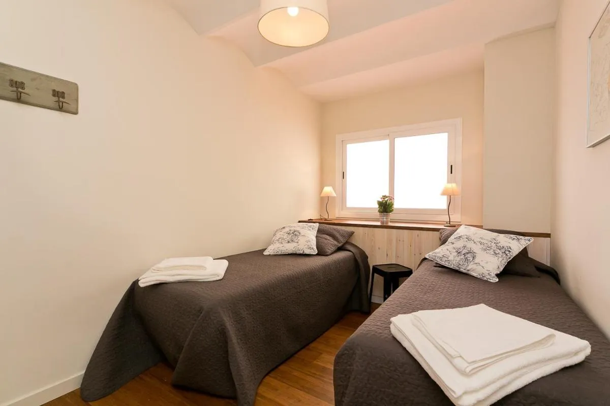 Bedroom, Bed in Bcn Paseo De Gracia Rocamora Apartment