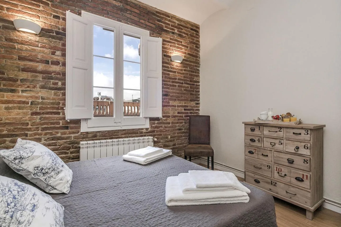 Bedroom, Bed in Bcn Paseo De Gracia Rocamora Apartment