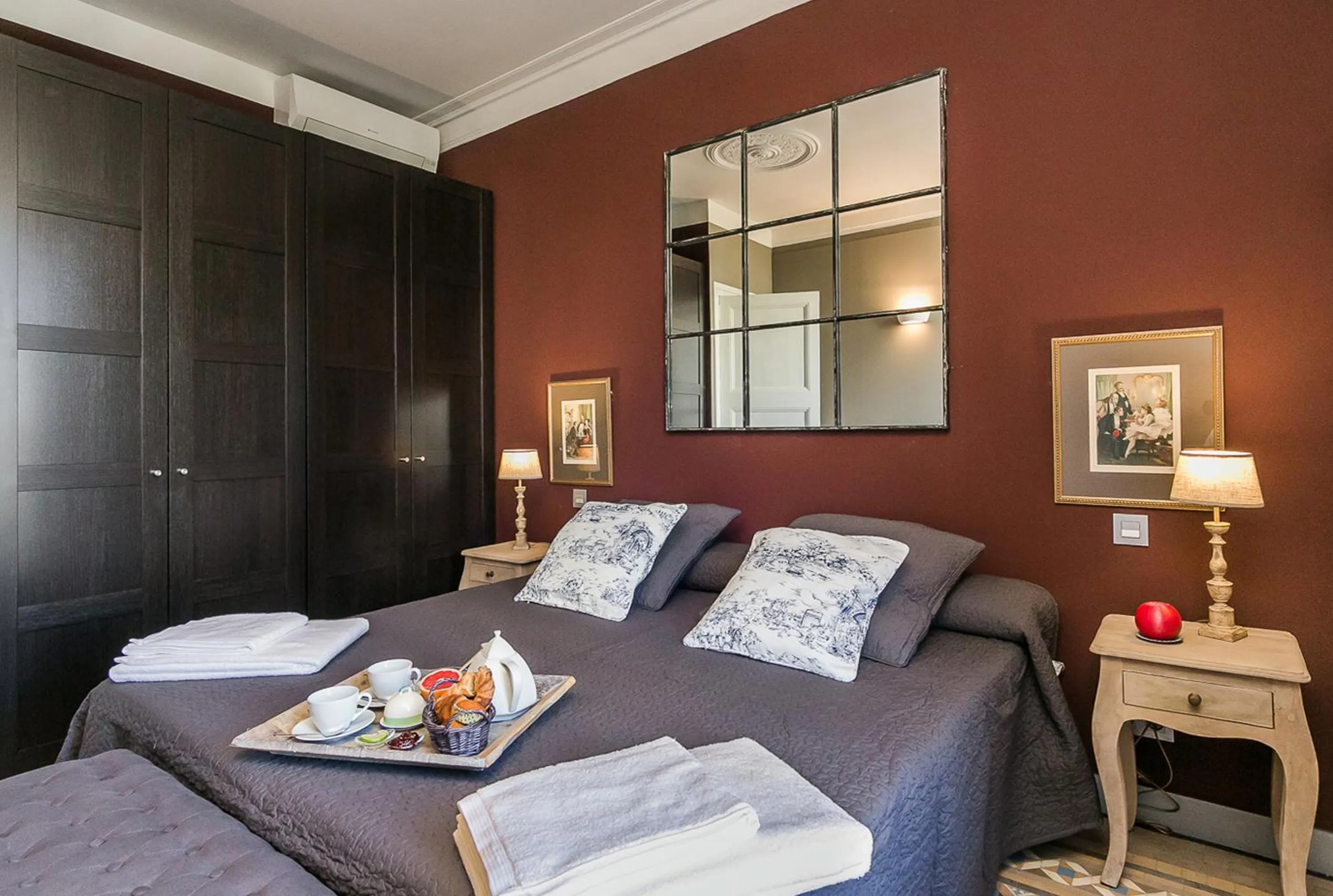 Bedroom, Bed in Bcn Paseo De Gracia Rocamora Apartment