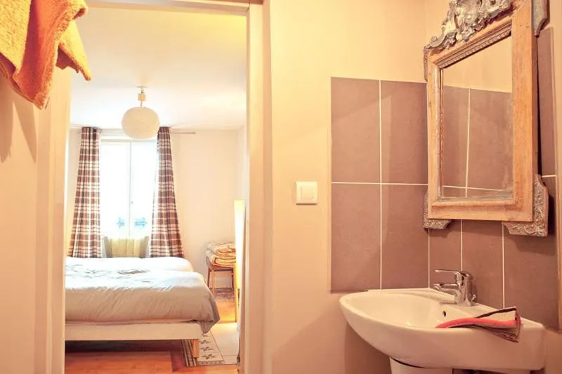 Twin Room - single occupancy in L'Atelier Du Peintre