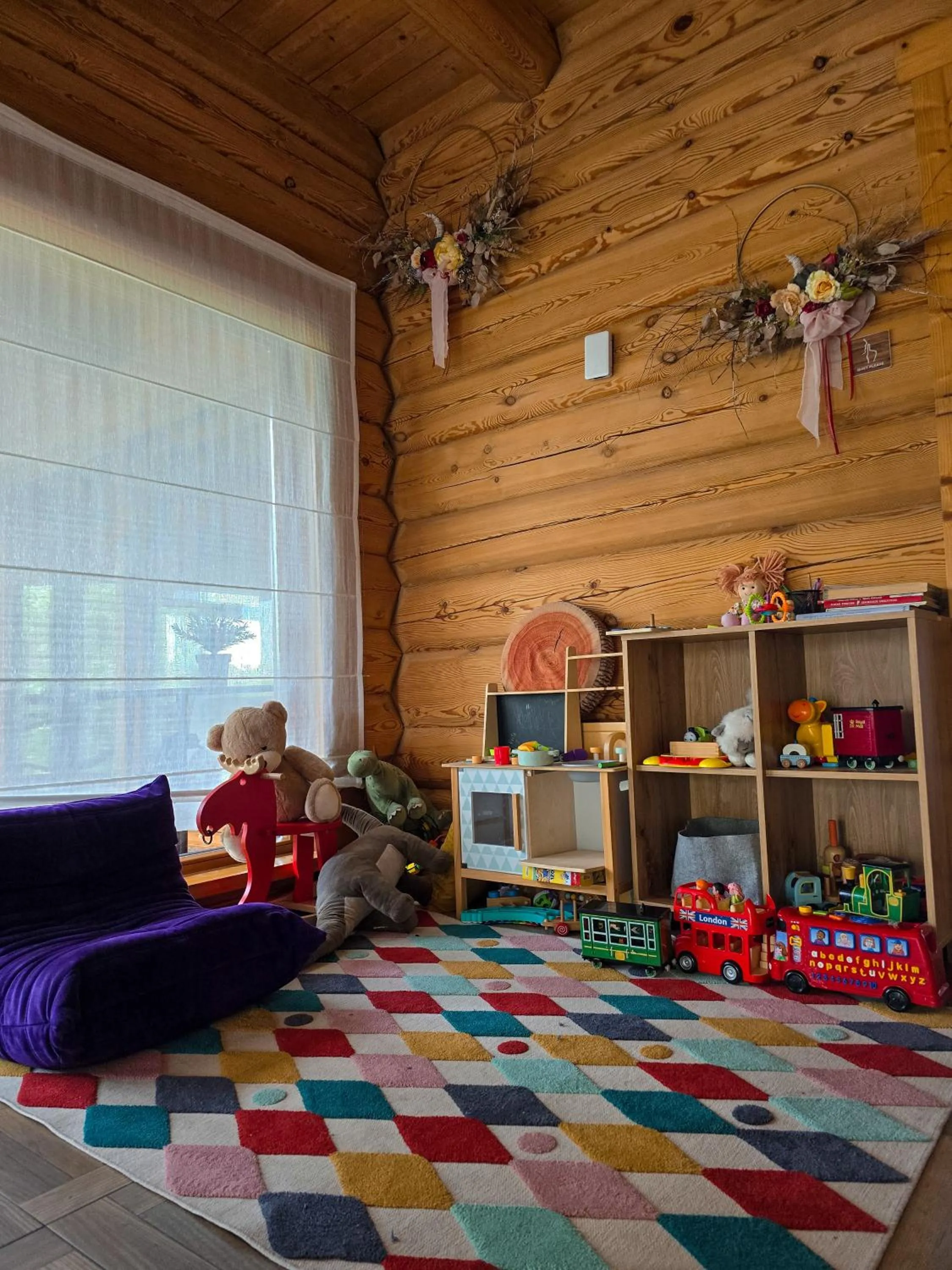 children in Jonathan Spa Estate