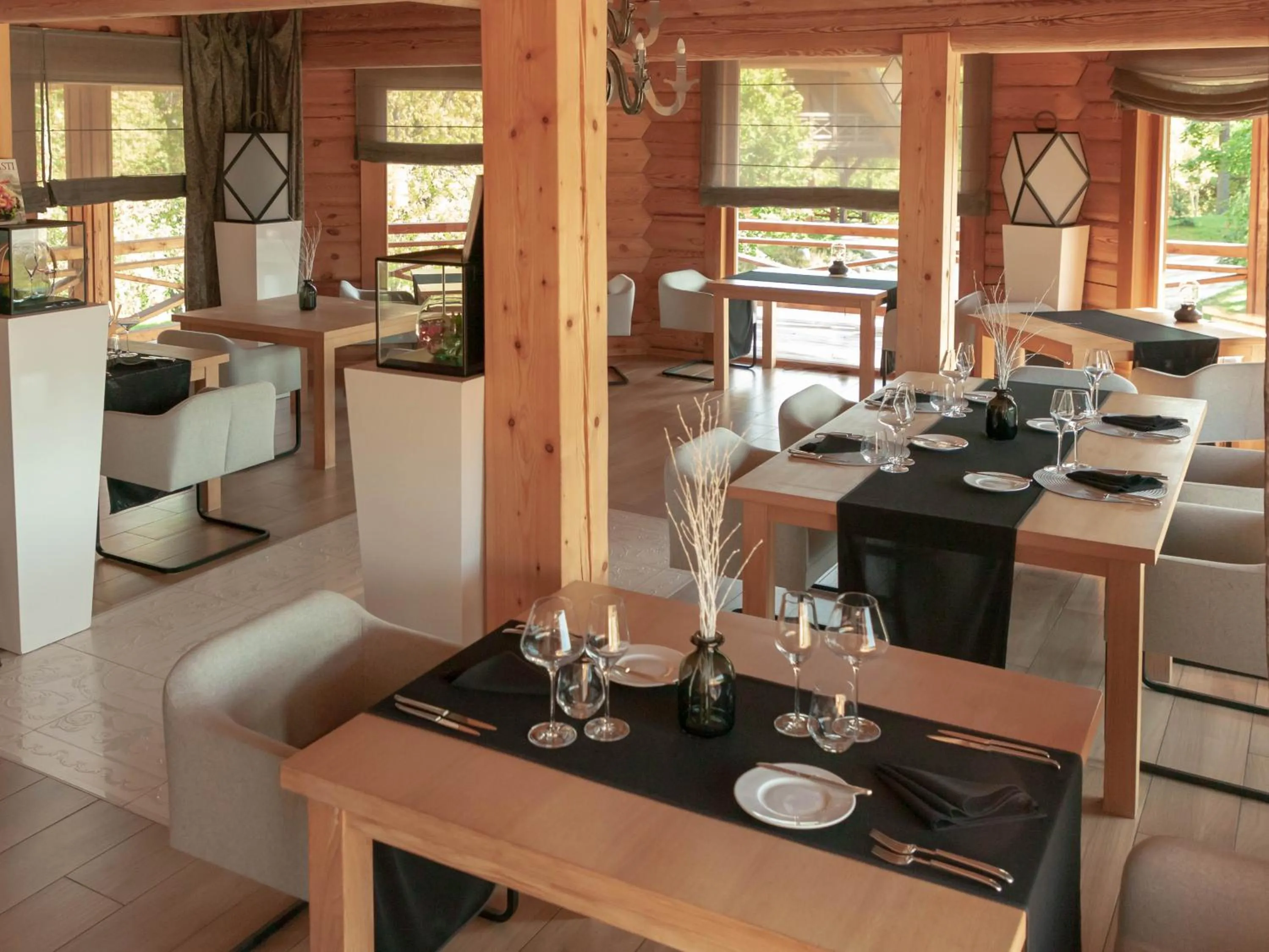 Restaurant/places to eat in Jonathan Spa Estate