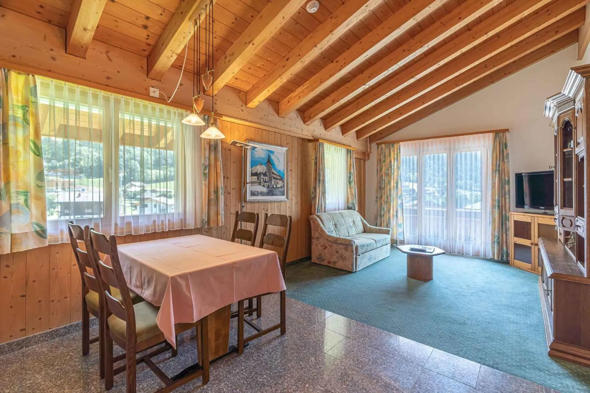 Photo of the whole room in Aktiv- und Genusshotel Alpenblick