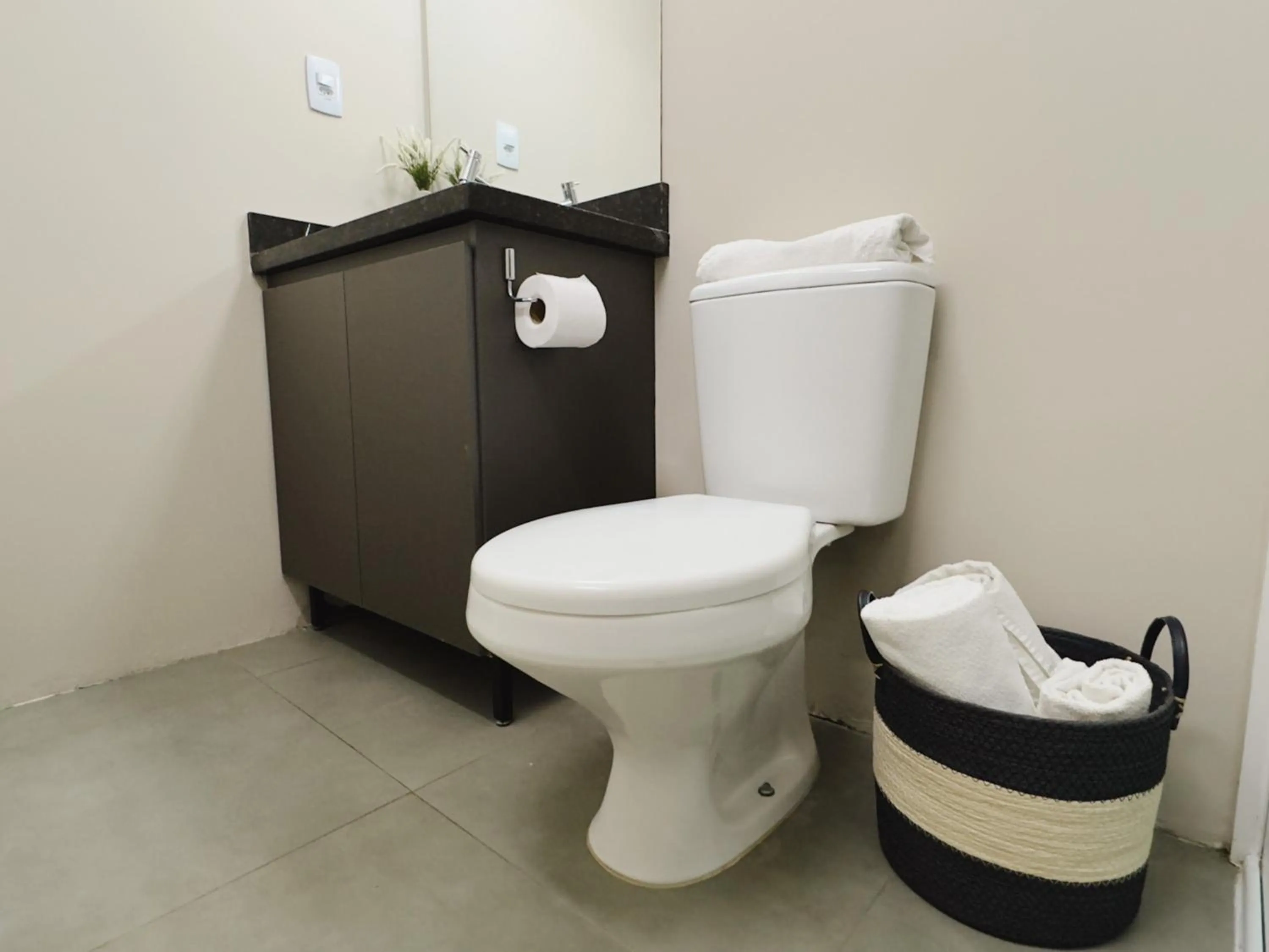 Toilet in Apê Paulista Augusta