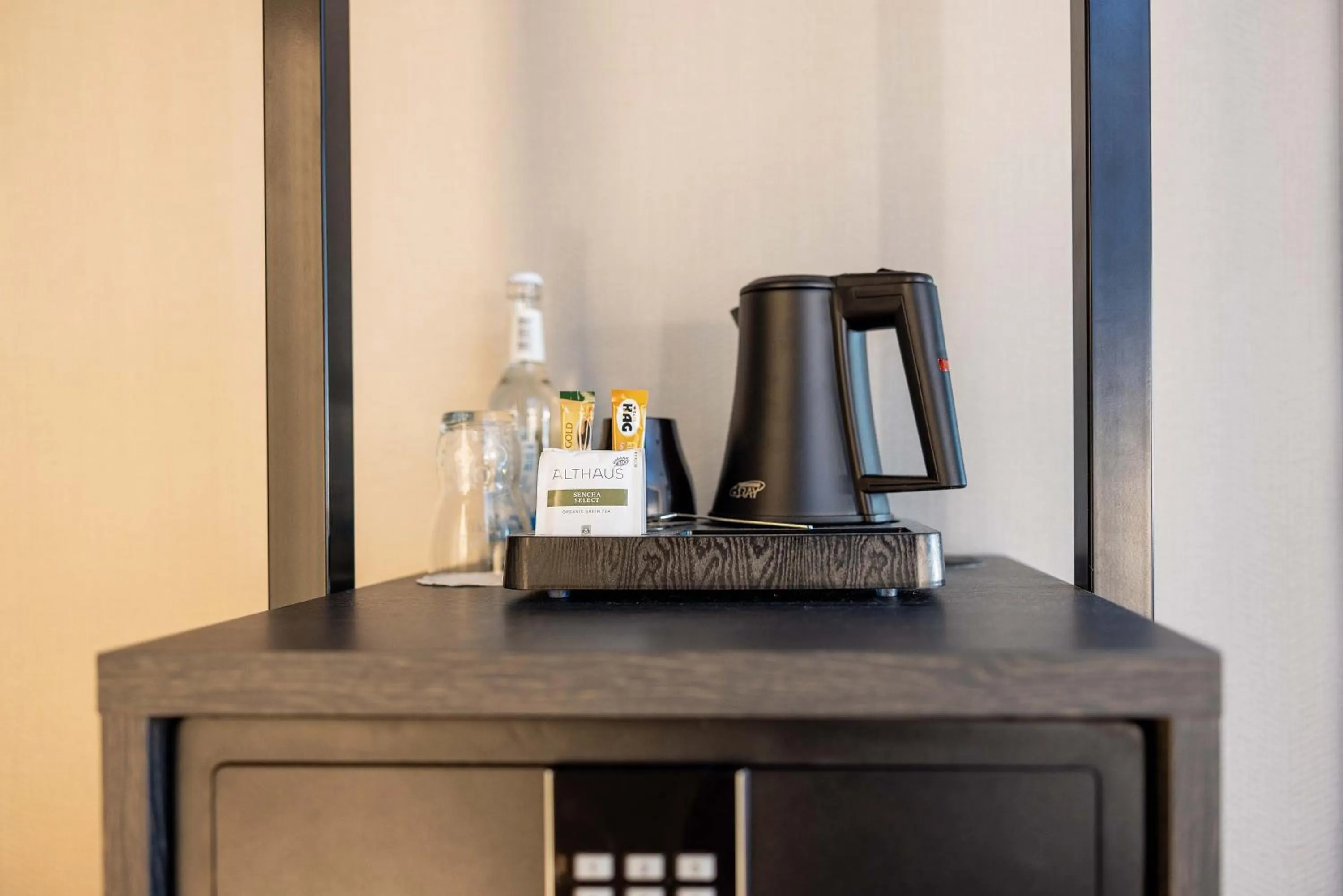 Photo of the whole room in ibis Styles Aalen