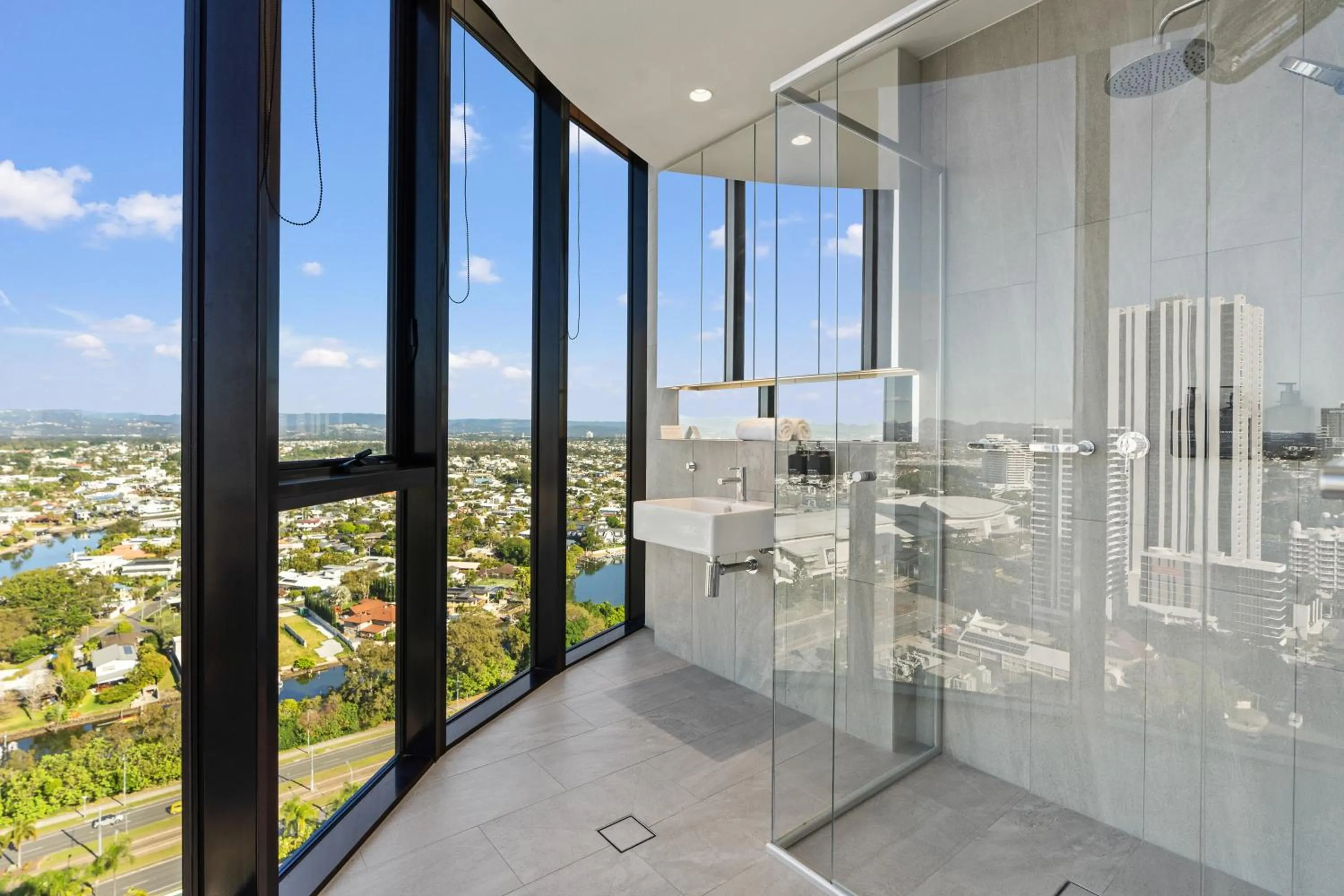 Encore Broadbeach - Official