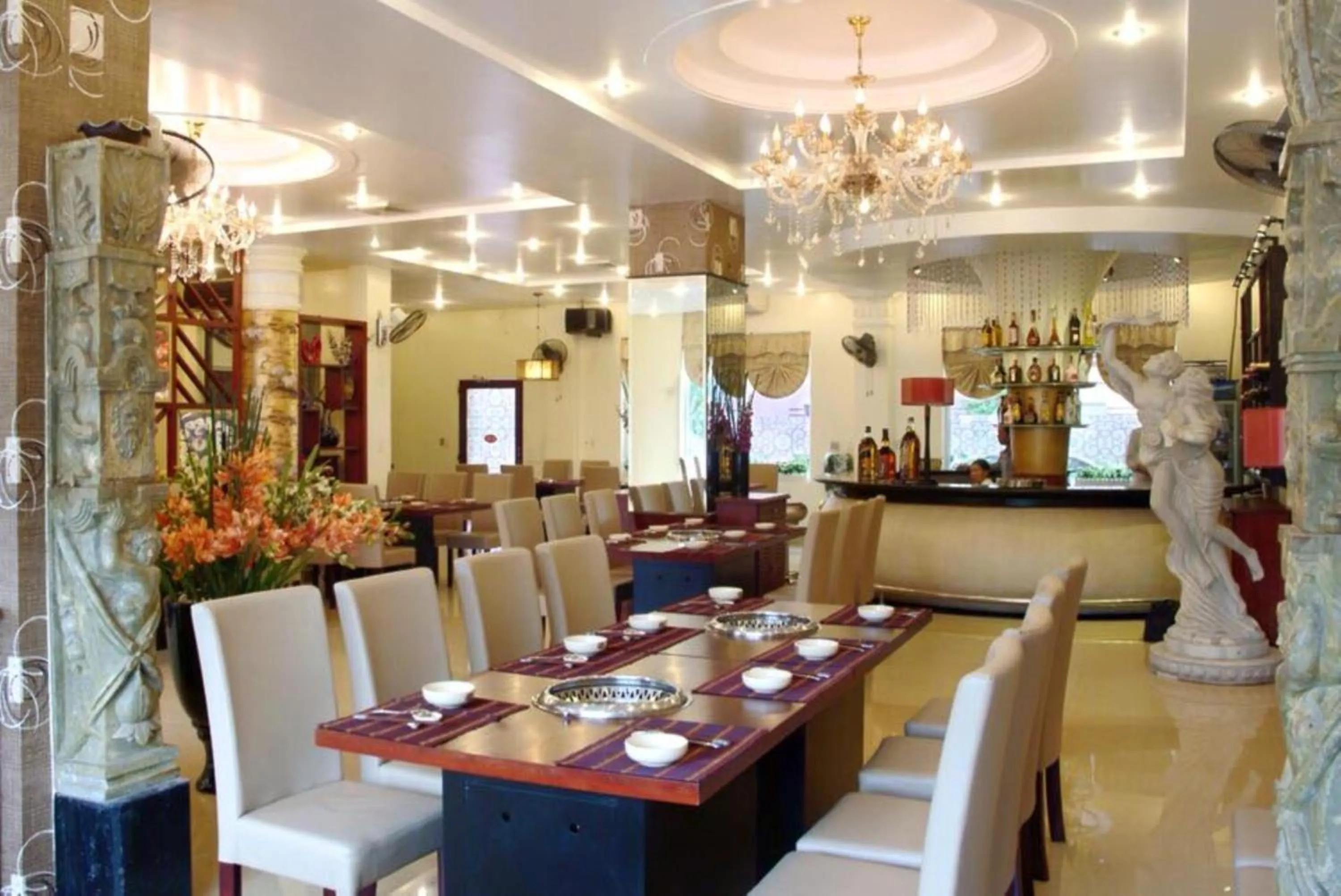 Restaurant/places to eat in Diamond Hotel Thai Binh