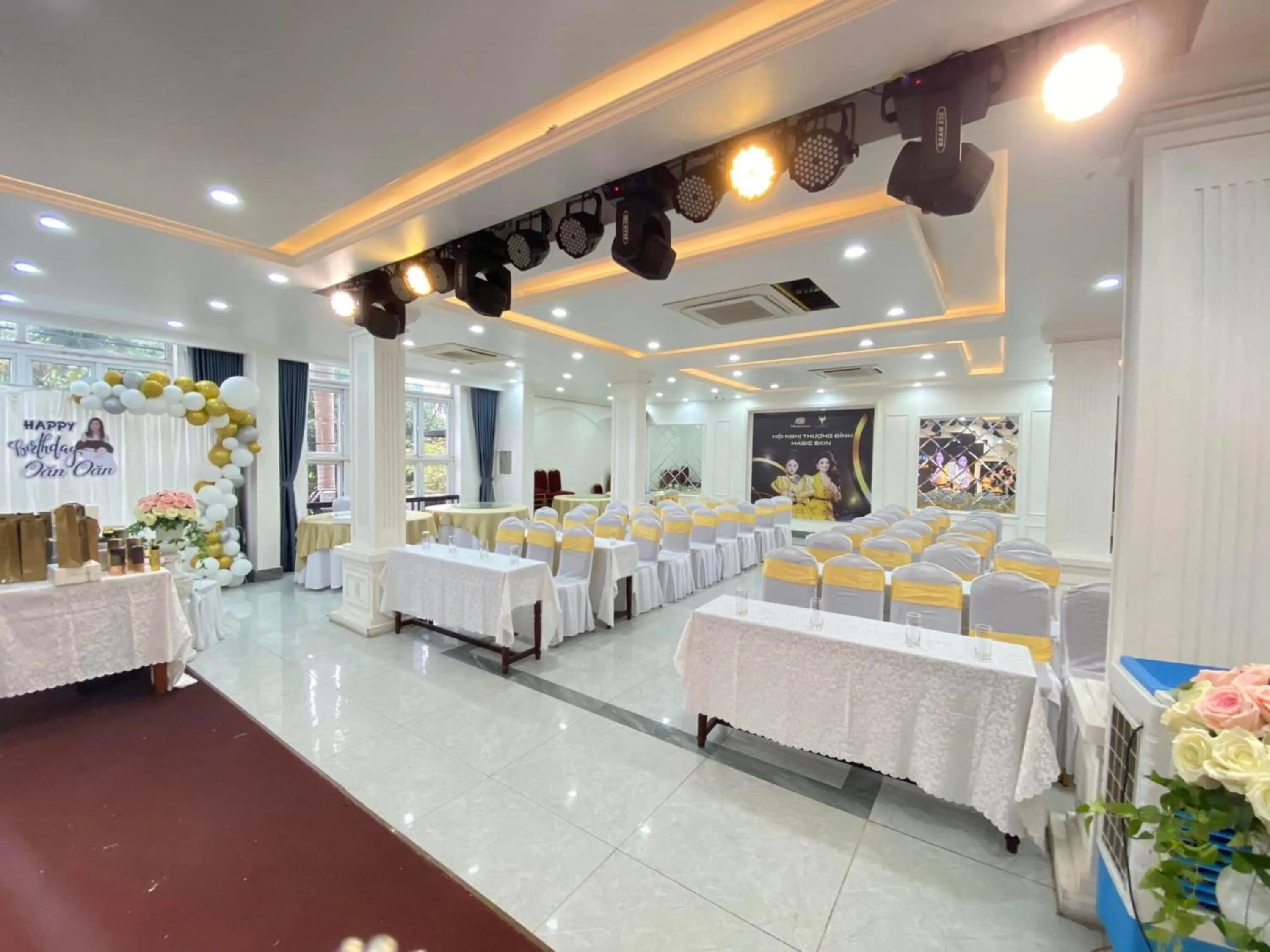 Restaurant/places to eat in Diamond Hotel Thai Binh
