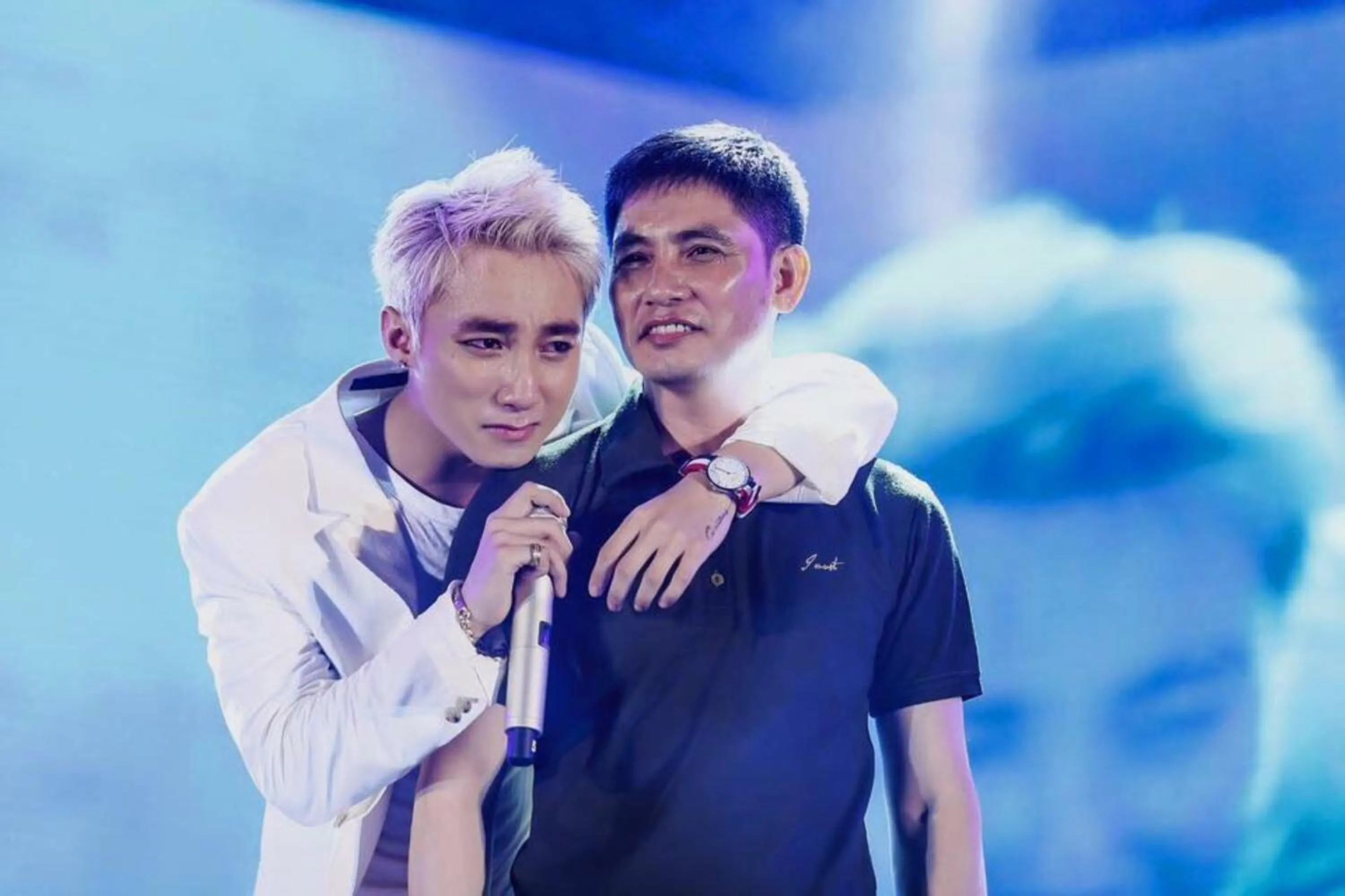 group of guests in Diamond Hotel Thai Binh