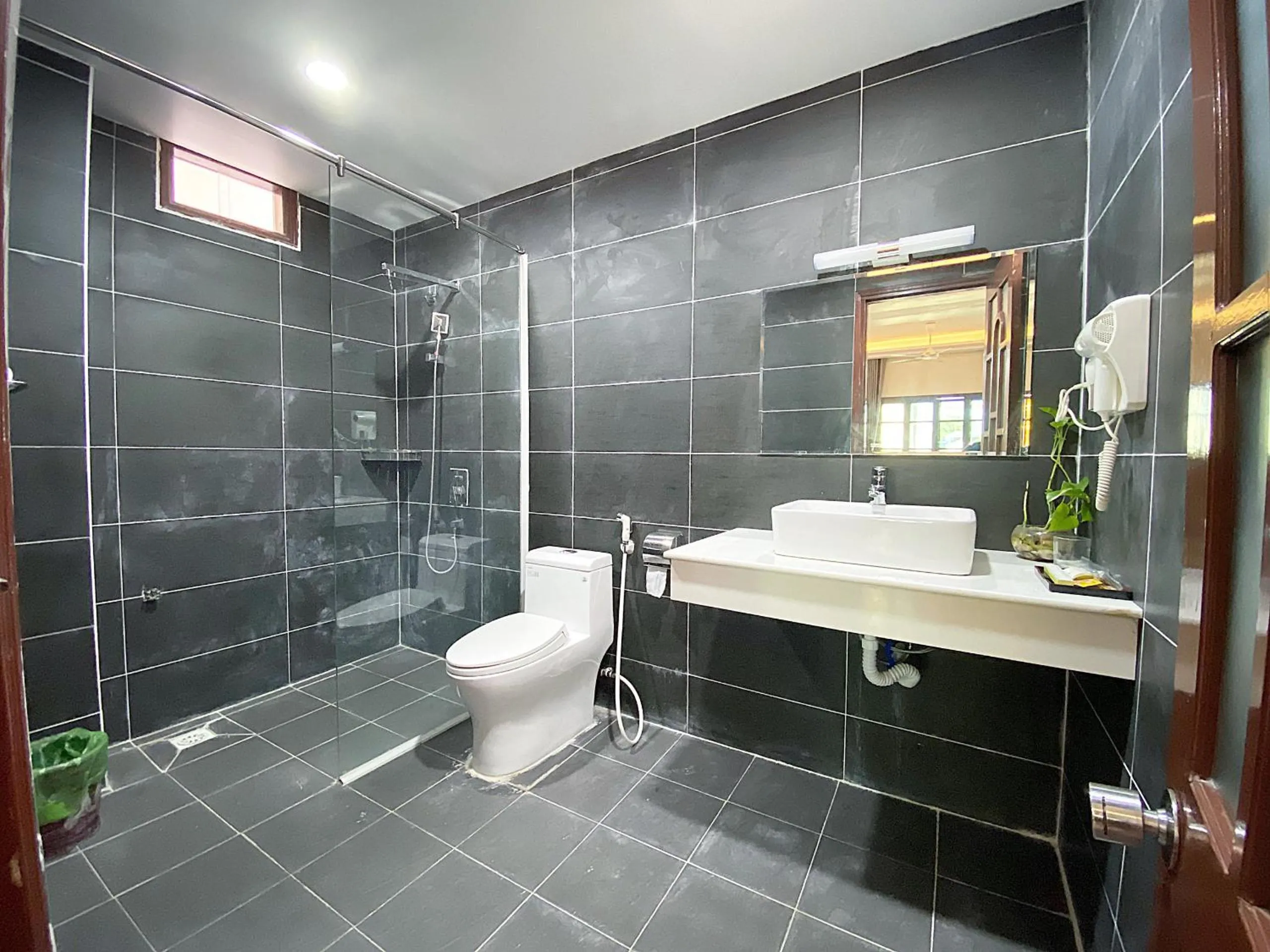 Shower in Diamond Hotel Thai Binh