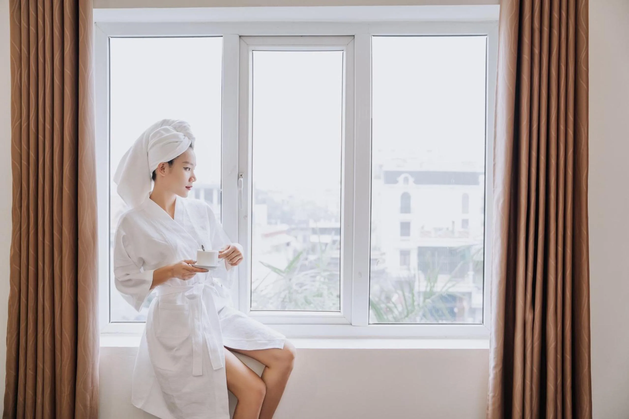 People in Diamond Hotel Thai Binh