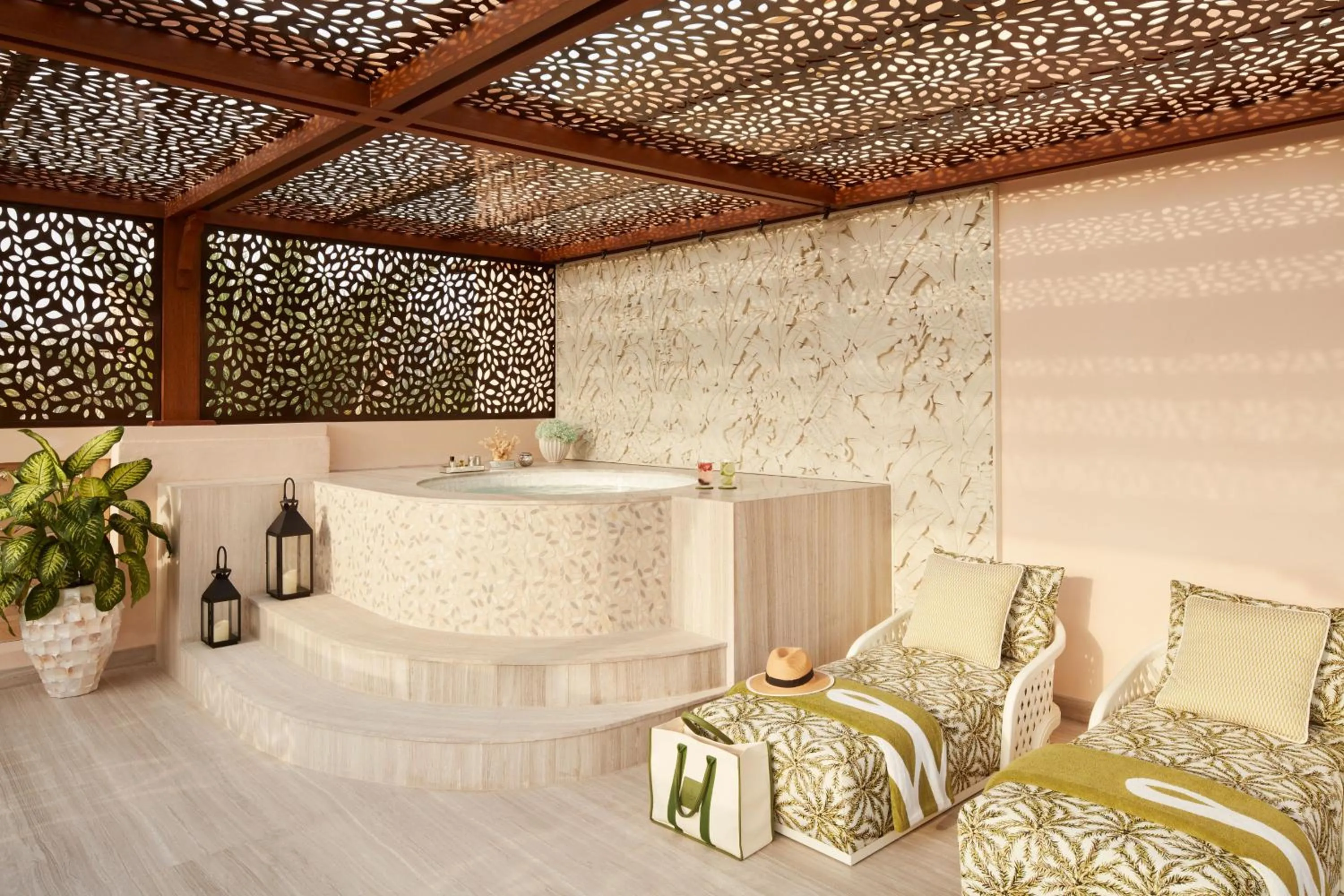 Hot Tub, Bed in Jumeirah Dar Al Masyaf Dubai