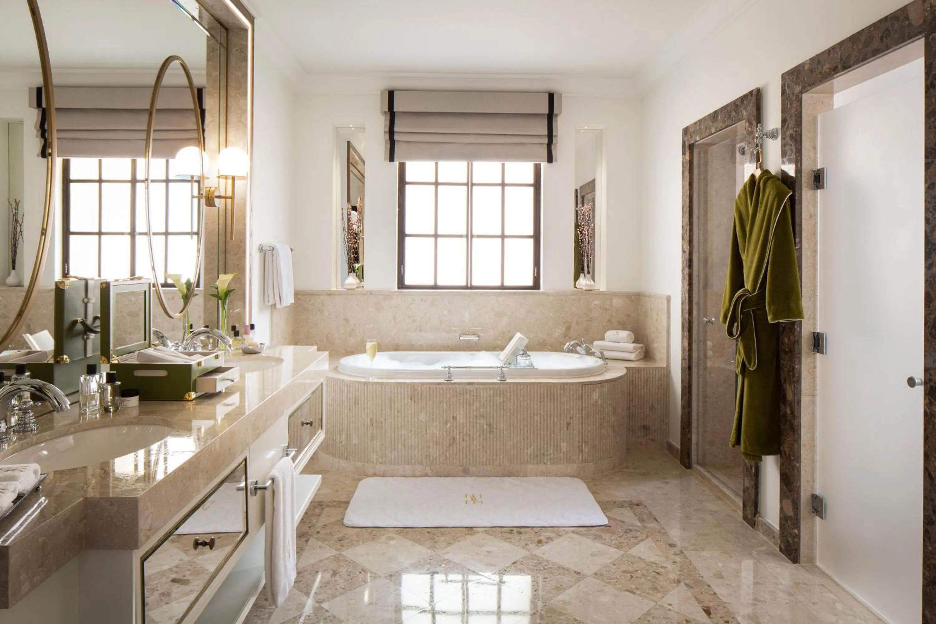 Bathroom, Bed in Jumeirah Dar Al Masyaf Dubai