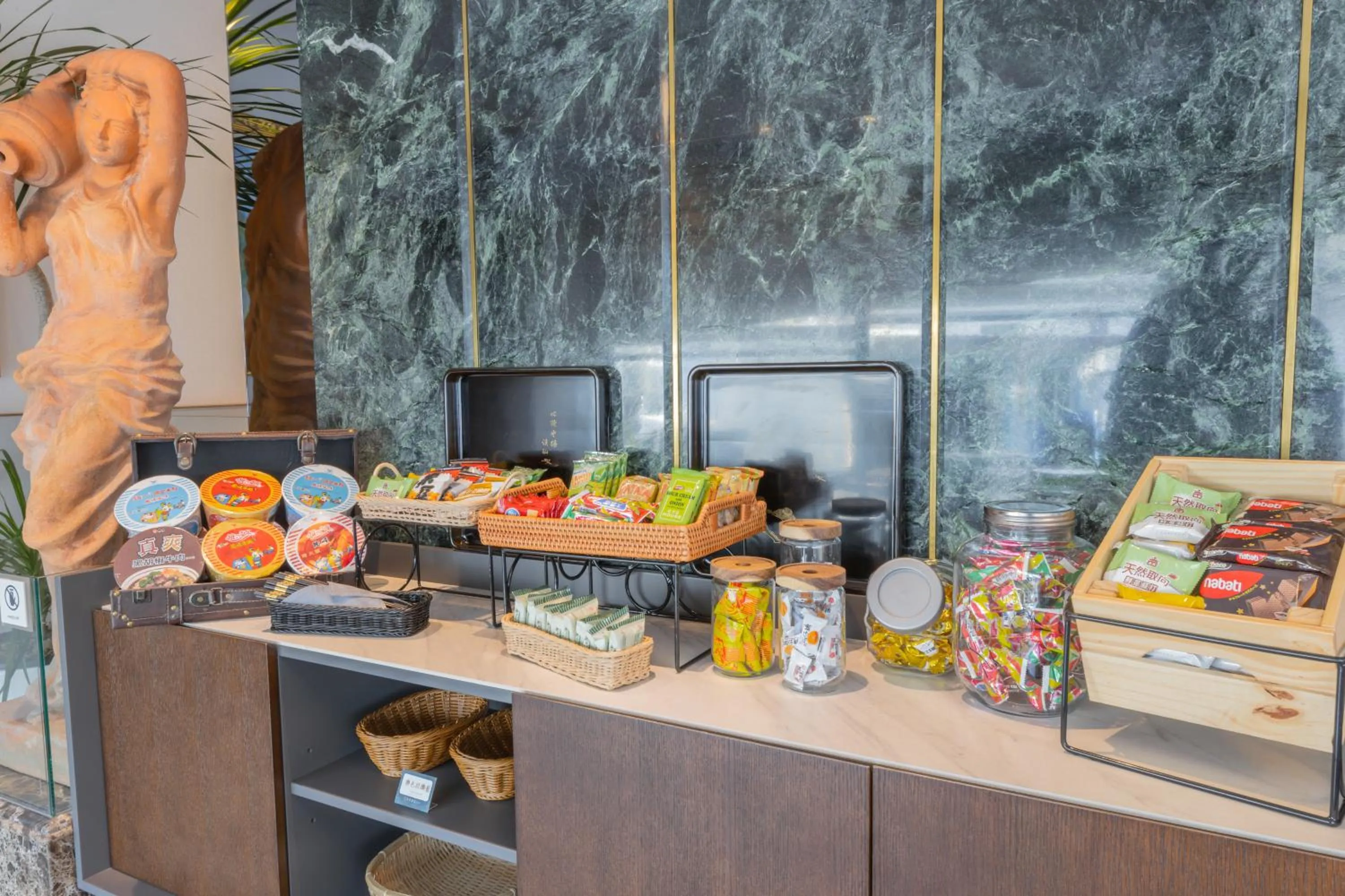 Restaurant/places to eat in 墾丁耳東華苑ErDong Manor