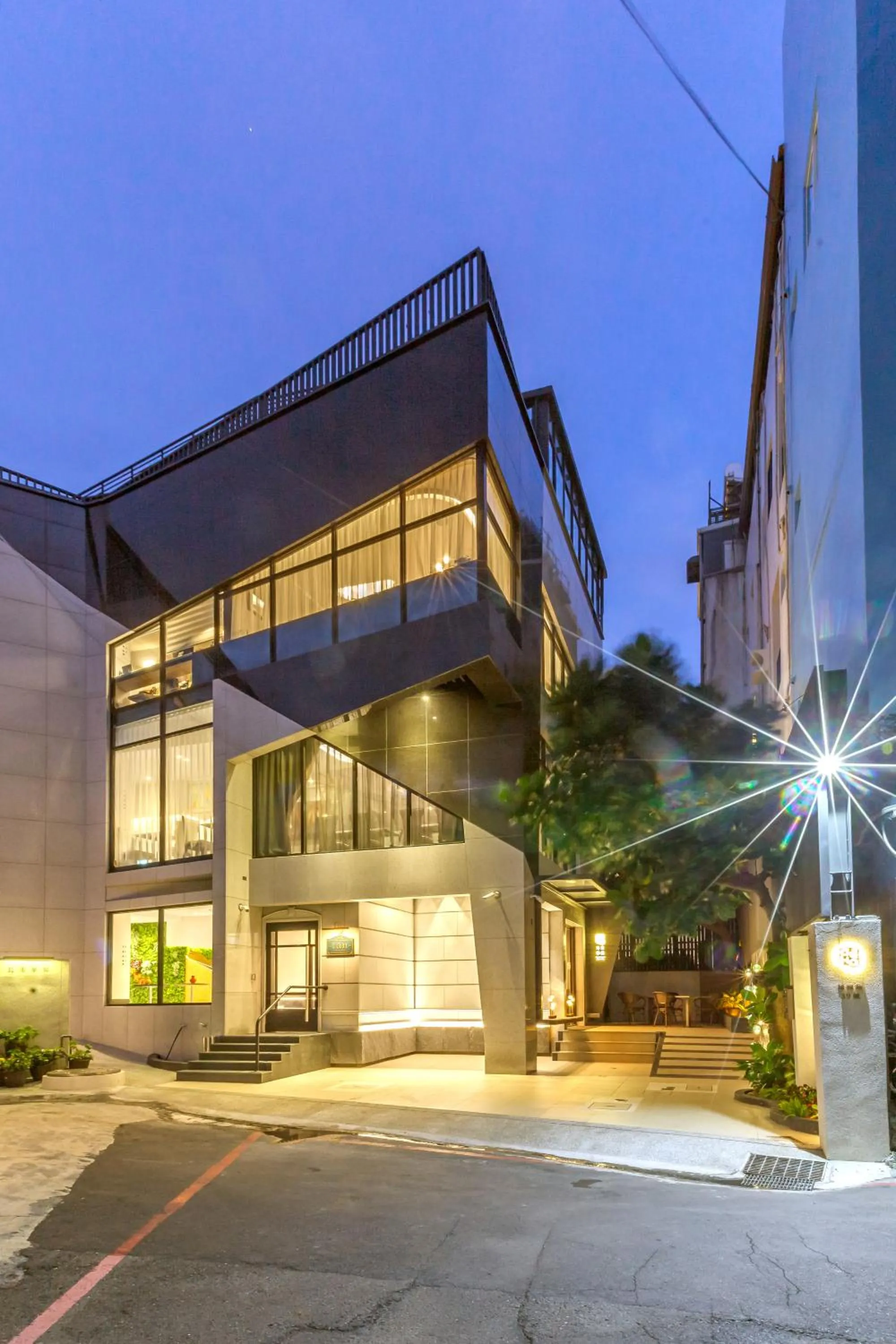 墾丁耳東華苑ErDong Manor