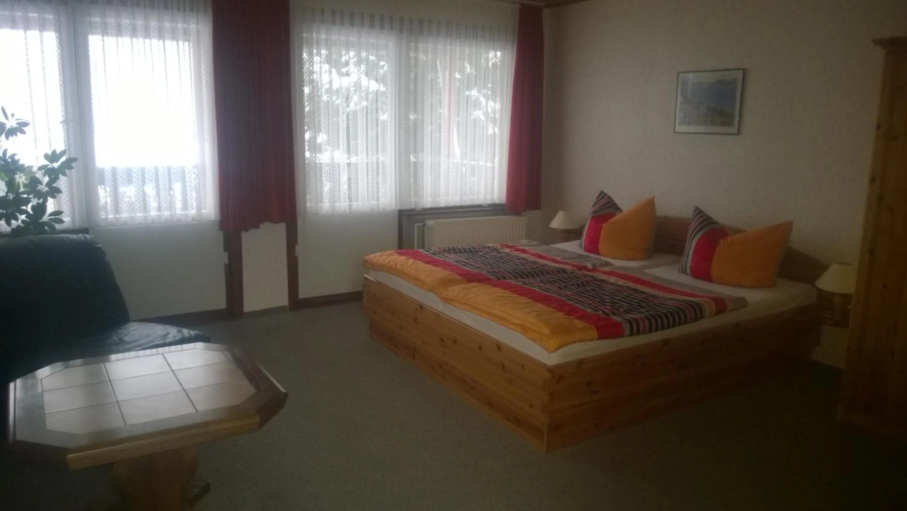 Photo of the whole room, Bed in Wiedaer Hütte