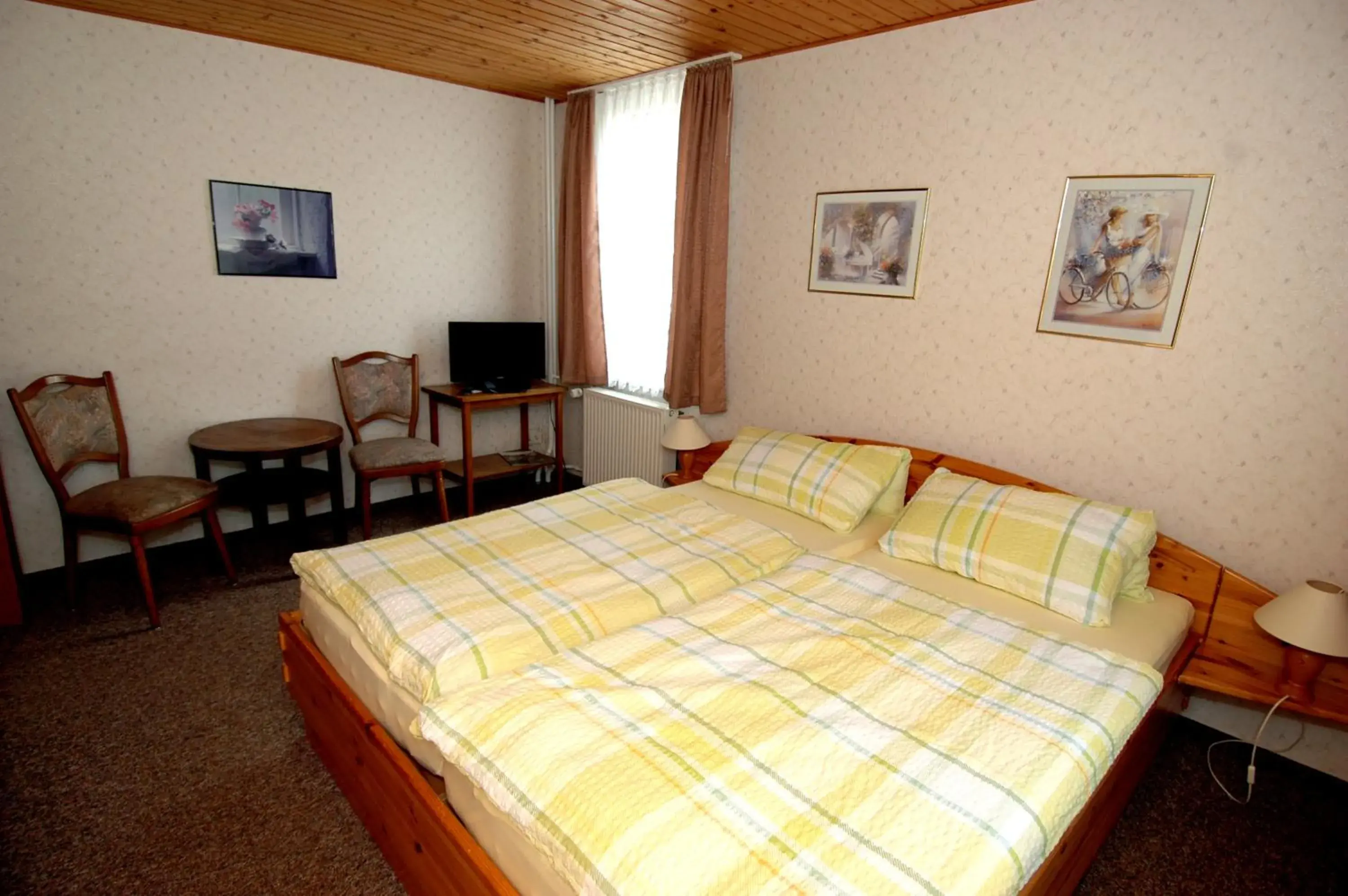 Double Room - single occupancy in Wiedaer Hütte Double Room - single occupancy in Wiedaer Hütte