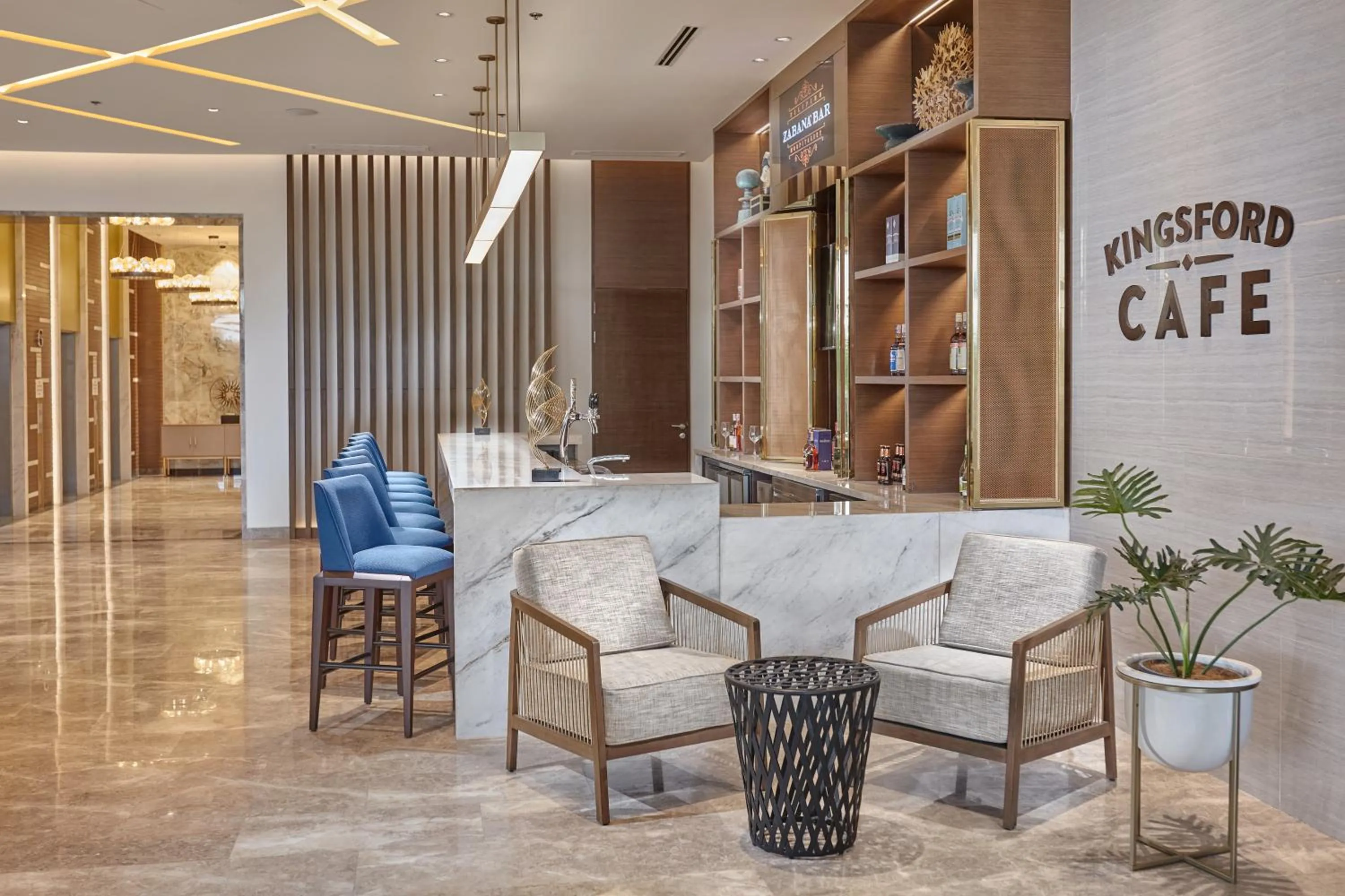 Lounge or bar in Kingsford Hotel Manila Bay