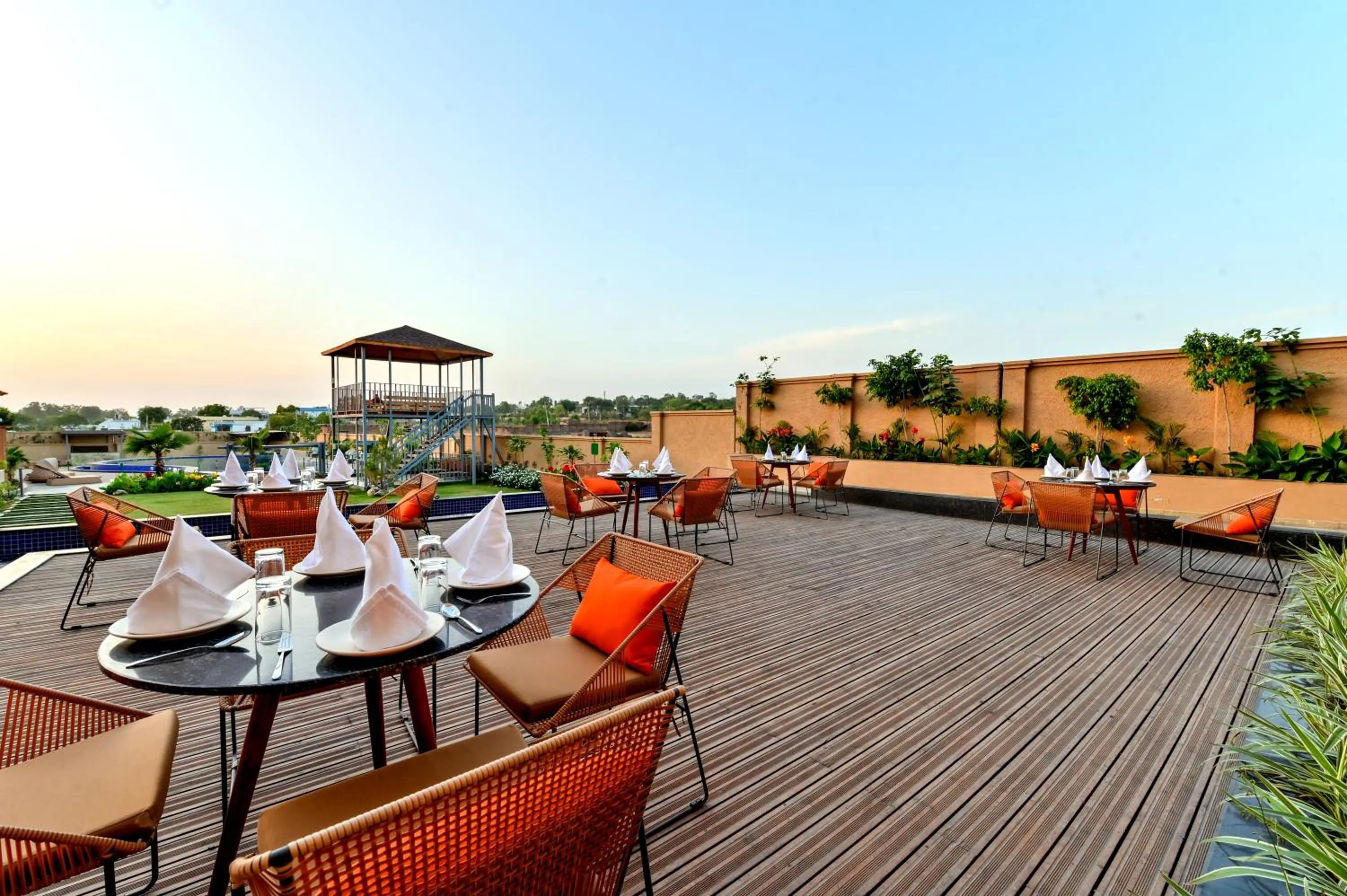 Restaurant/places to eat in Four A Resort Jammu