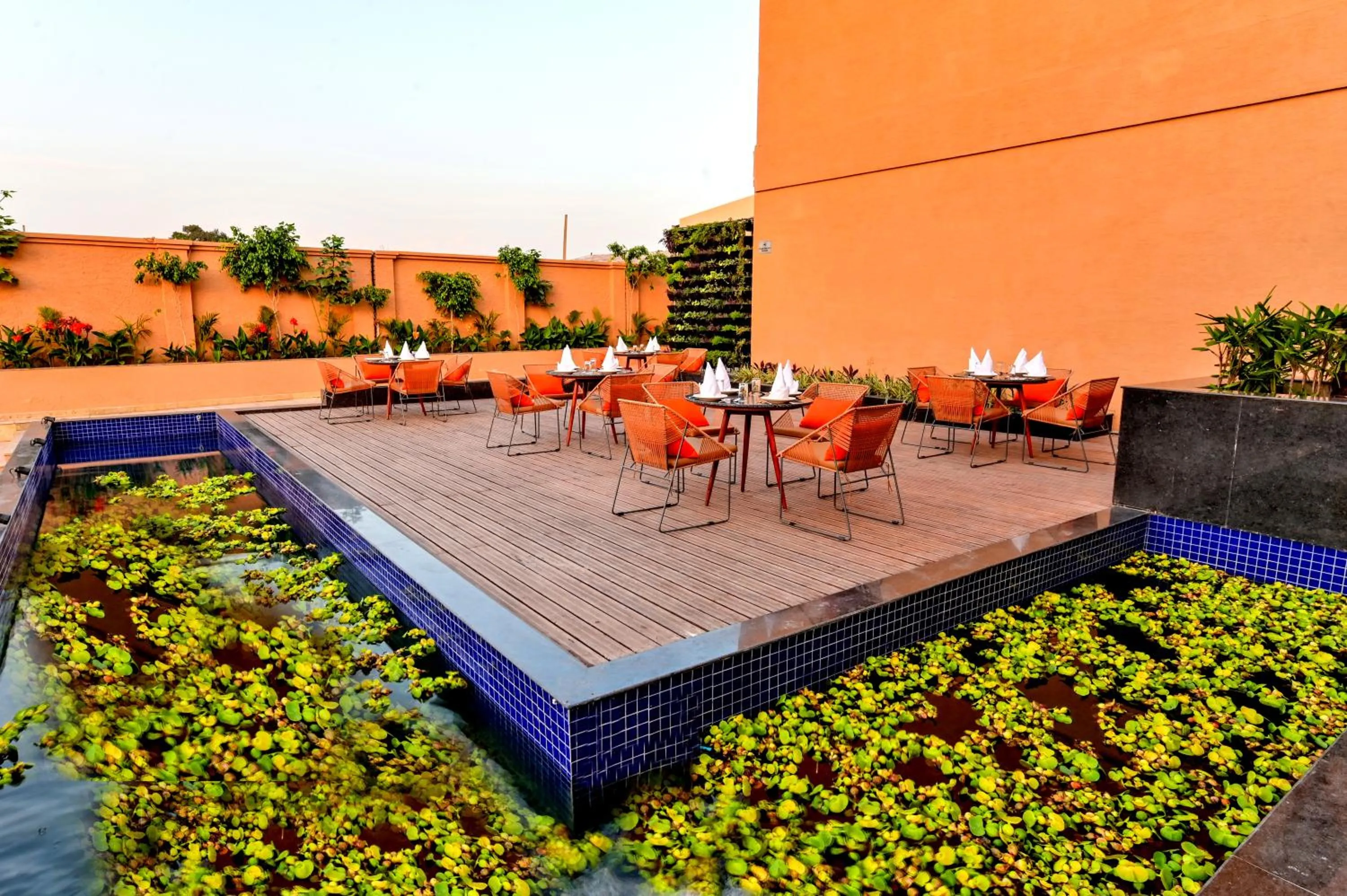 Restaurant/places to eat in Four A Resort Jammu