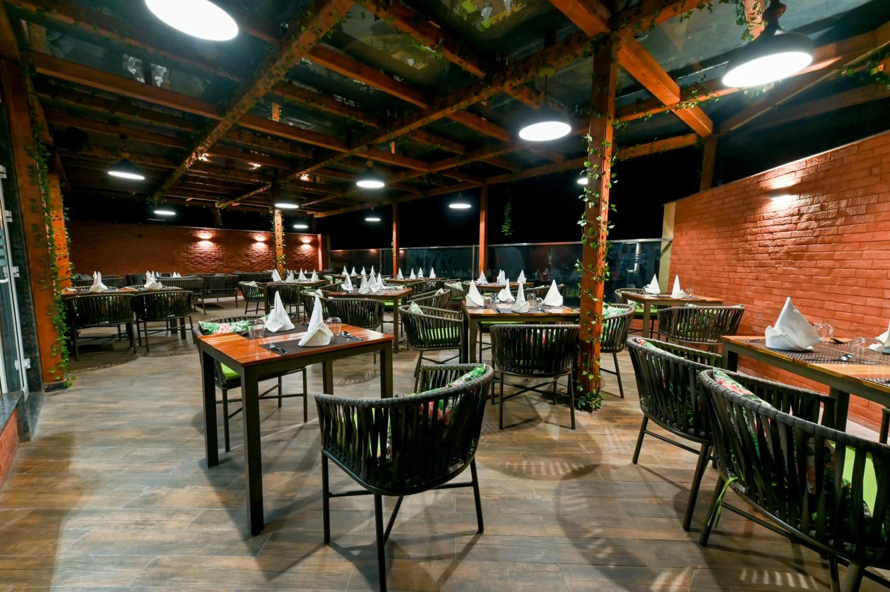Restaurant/places to eat in Four A Resort Jammu