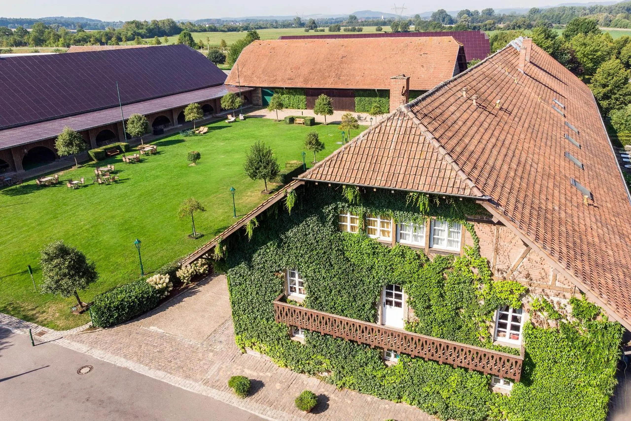 Property building in Der Linslerhof - Hotel, Restaurant, Events & Natur