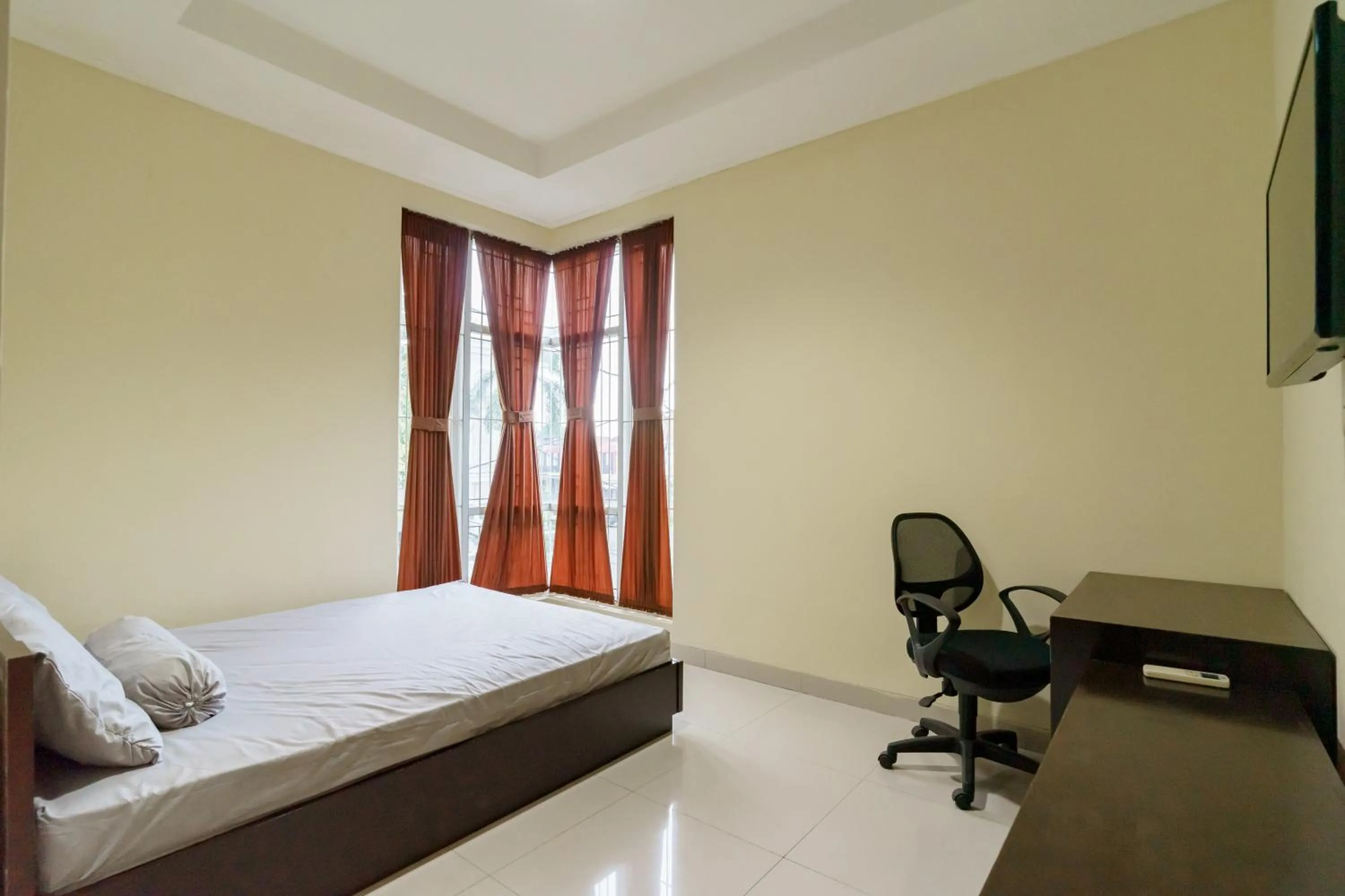 Dago Suites Syariah Cikarang Mitra RedDoorz